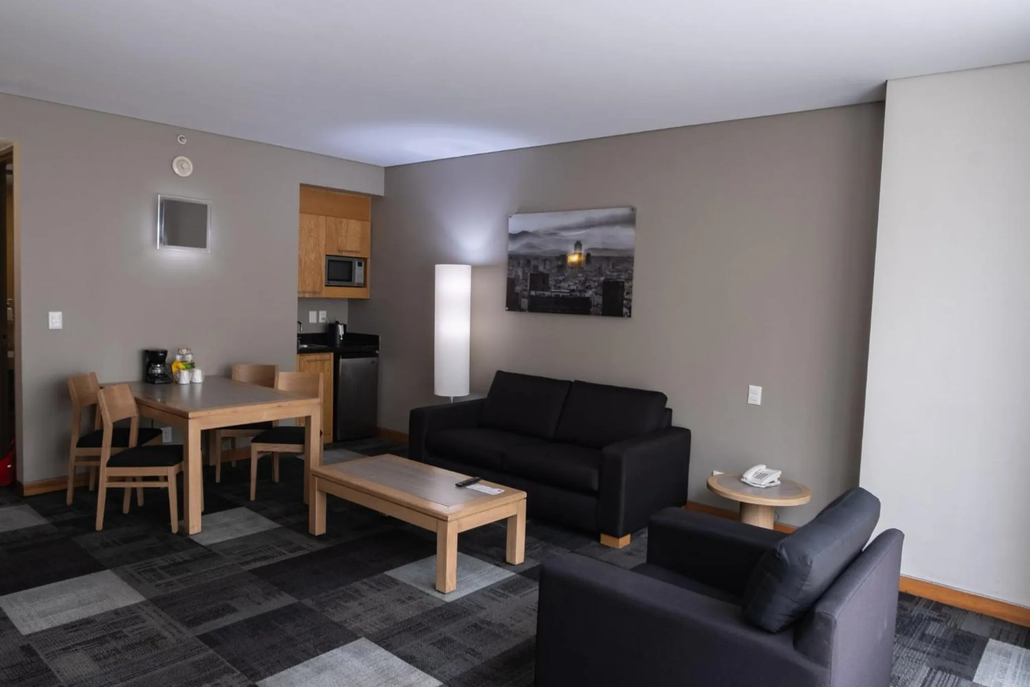 Photo of the whole room in Holiday Inn Express Mexico Reforma by IHG