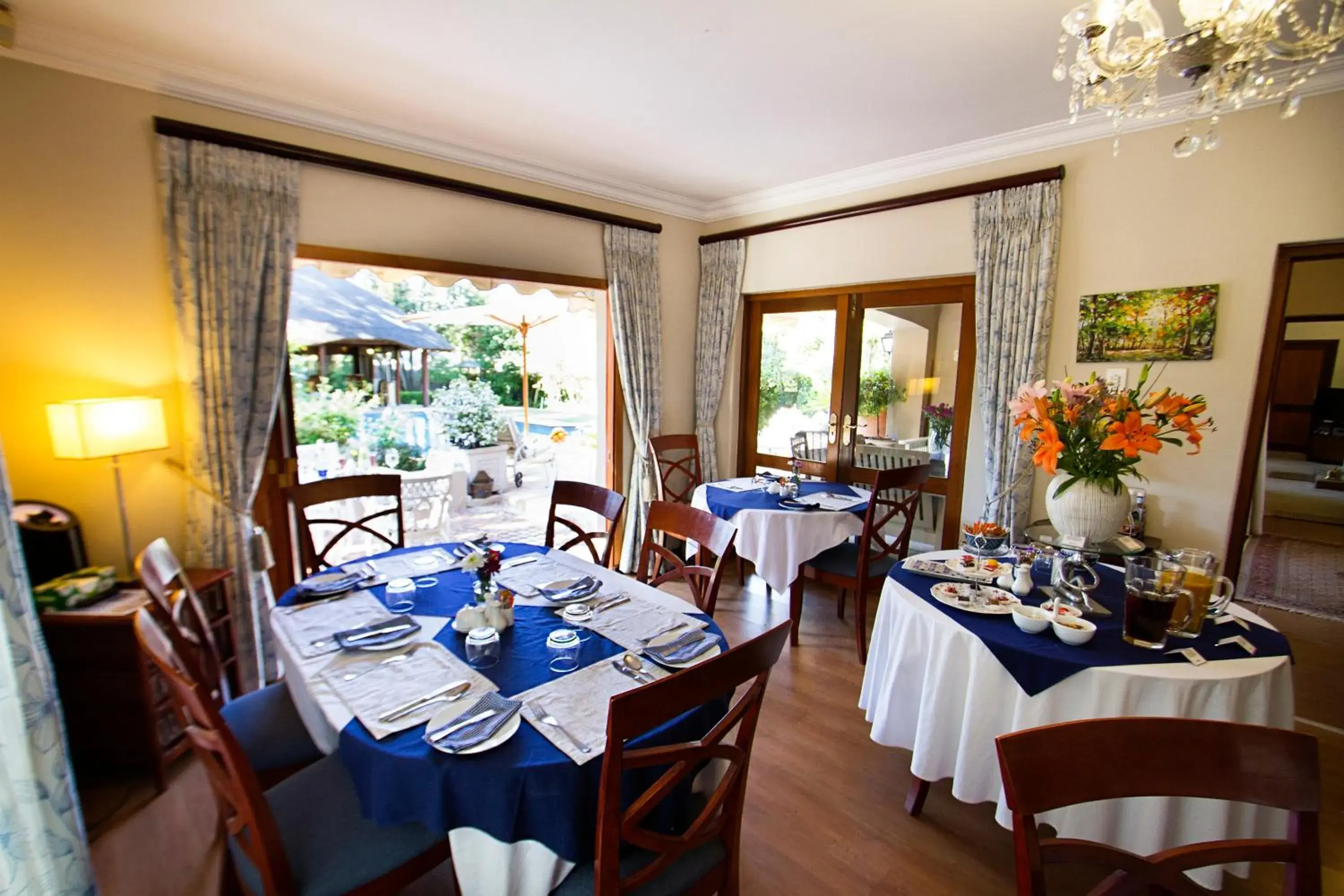 Restaurant/places to eat in Bellgrove Guest House Sandton Restaurant/places to eat in Bellgrove Guest House Sandton