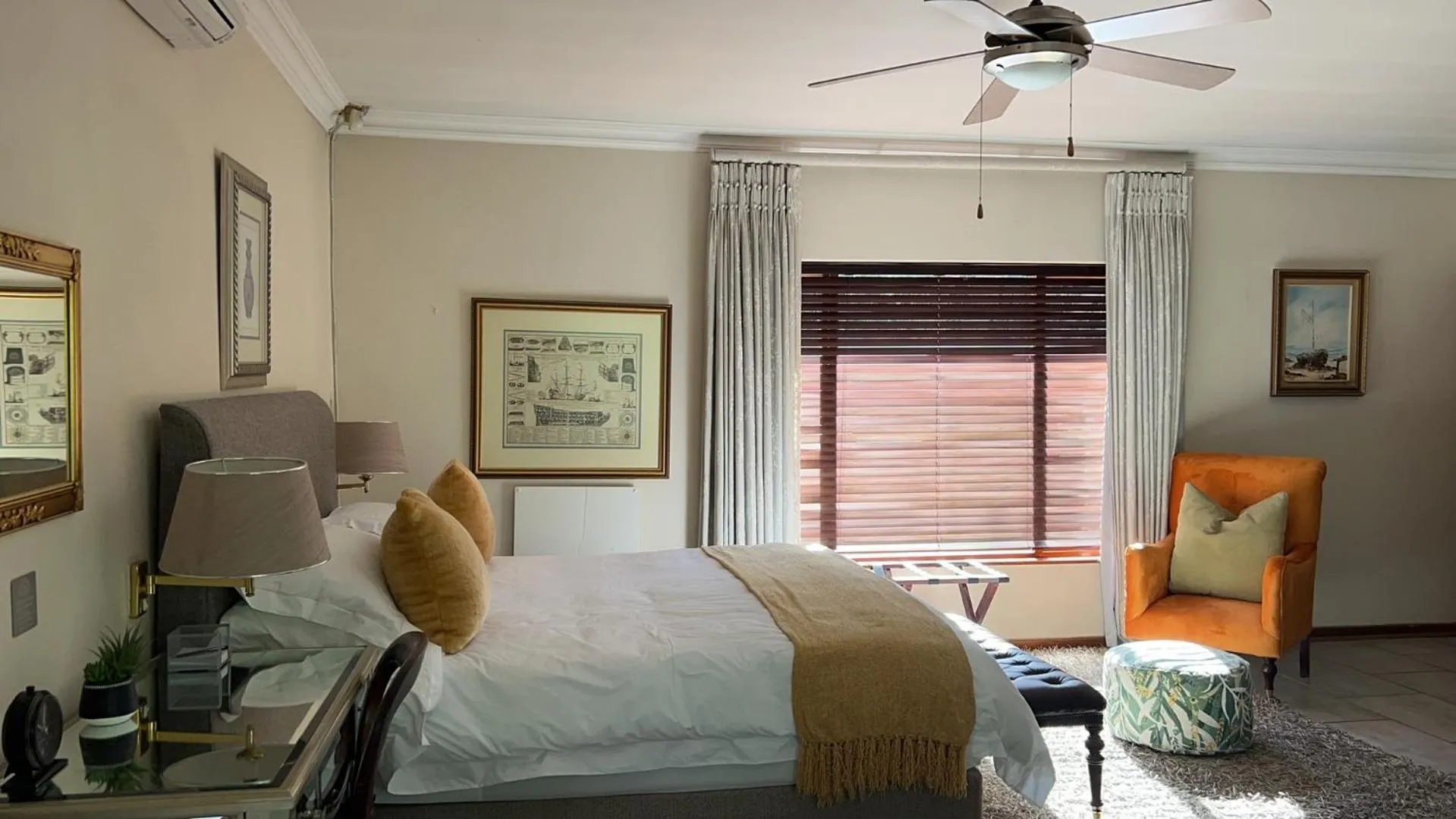 Bedroom, Bed in Bellgrove Guest House Sandton