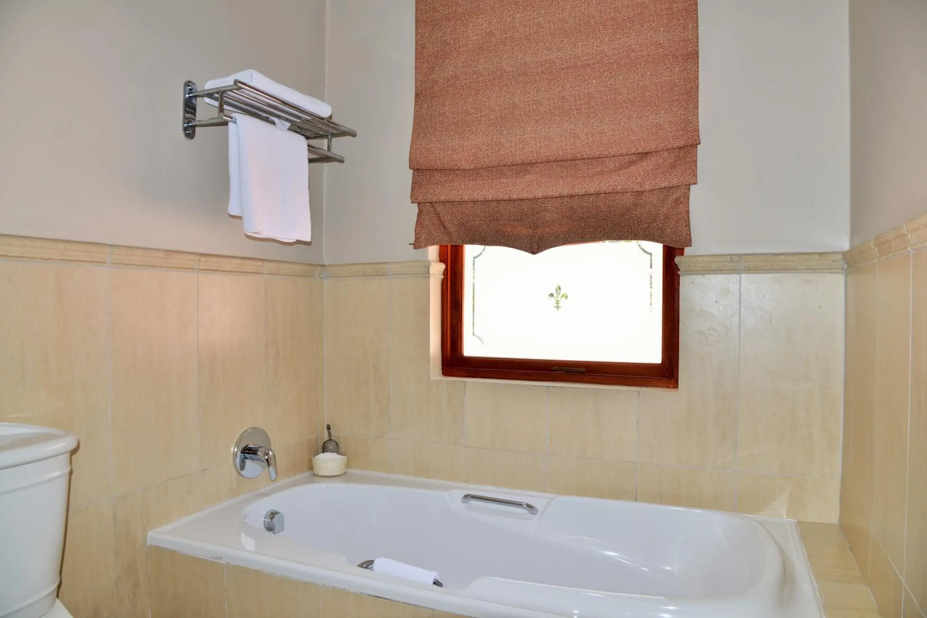 Deluxe Twin Room in Bellgrove Guest House Sandton Deluxe Twin Room in Bellgrove Guest House Sandton