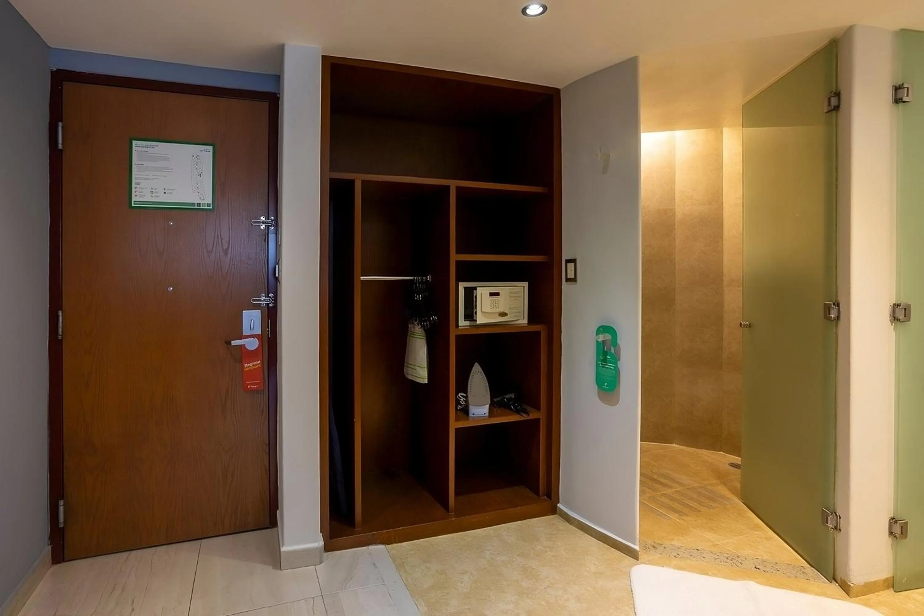 Photo of the whole room in Holiday Inn Puebla Finsa by IHG