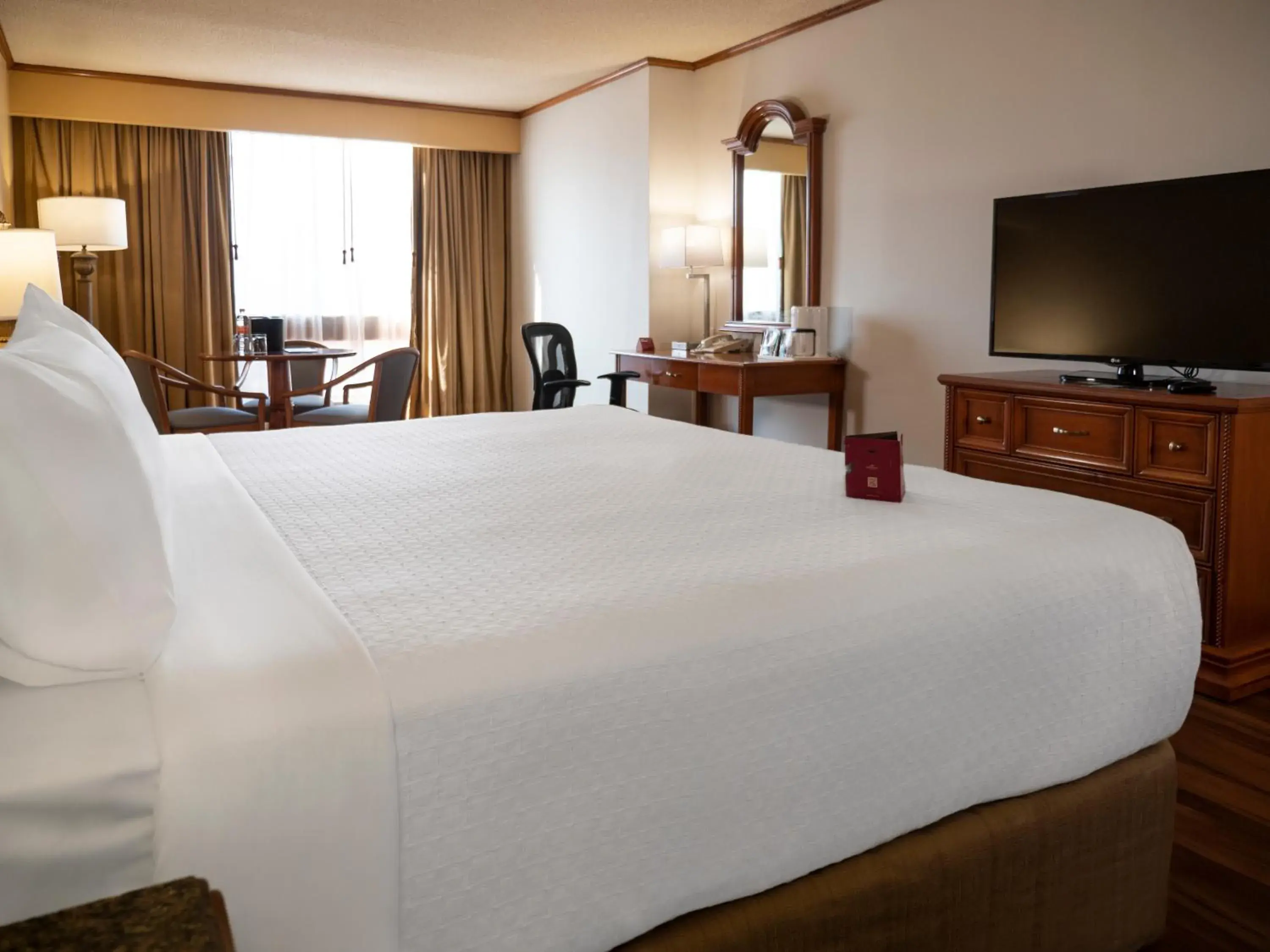 Bedroom, Bed in Crowne Plaza Hotel Monterrey by IHG Bedroom, Bed in Crowne Plaza Hotel Monterrey by IHG