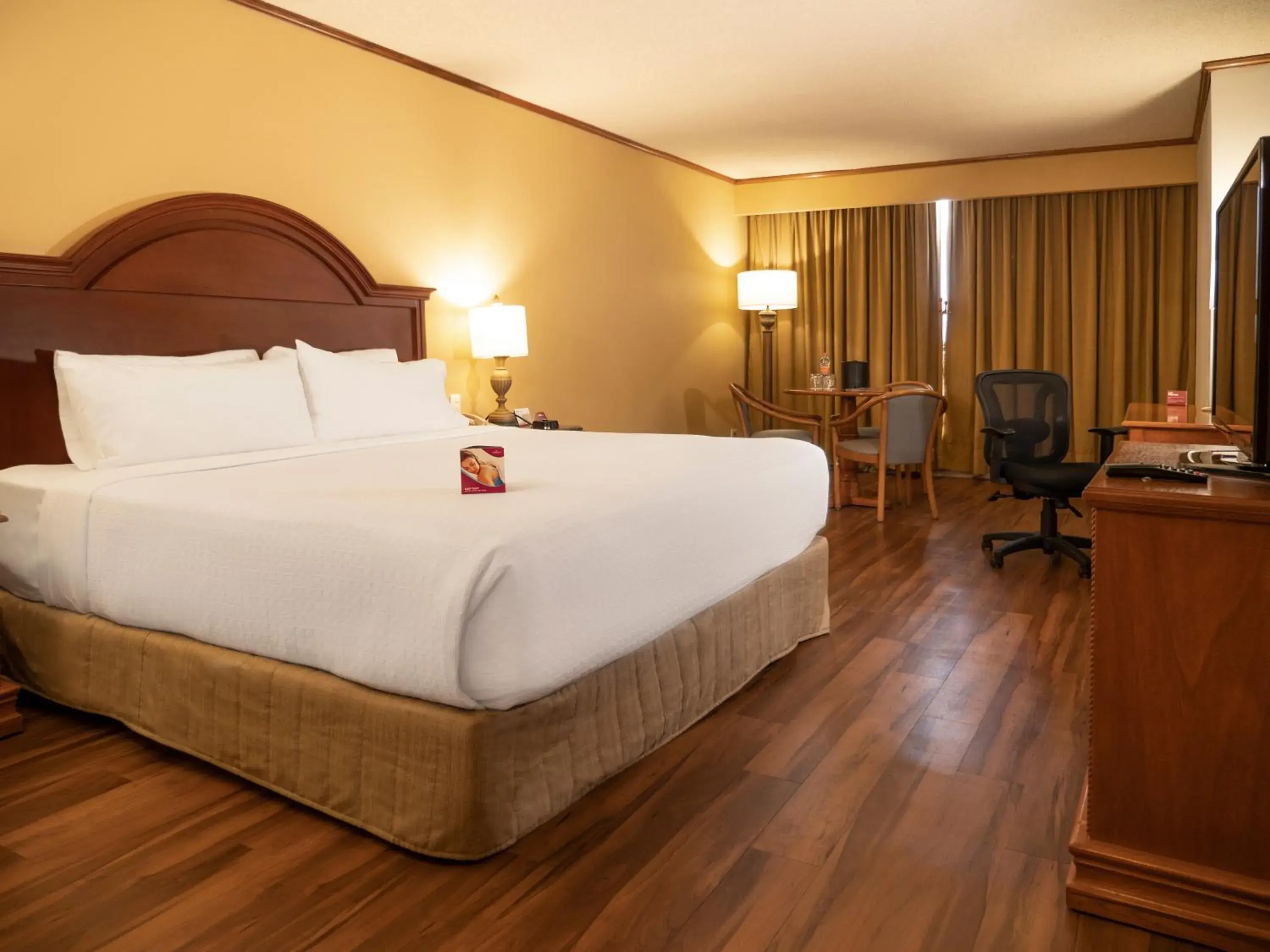 Bedroom, Bed in Crowne Plaza Hotel Monterrey by IHG Bedroom, Bed in Crowne Plaza Hotel Monterrey by IHG