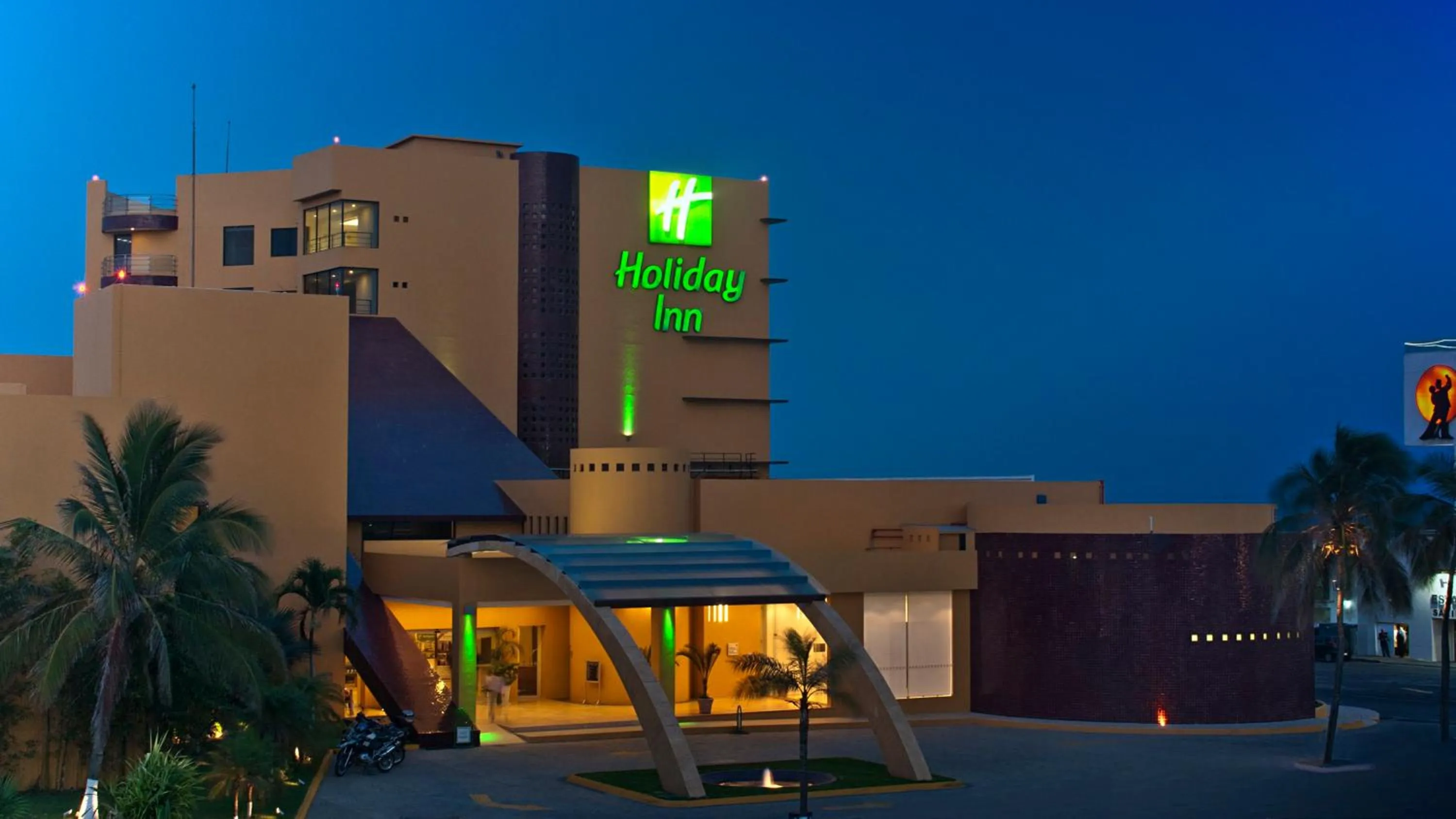 Property building in Holiday Inn Veracruz-Boca Del Rio by IHG