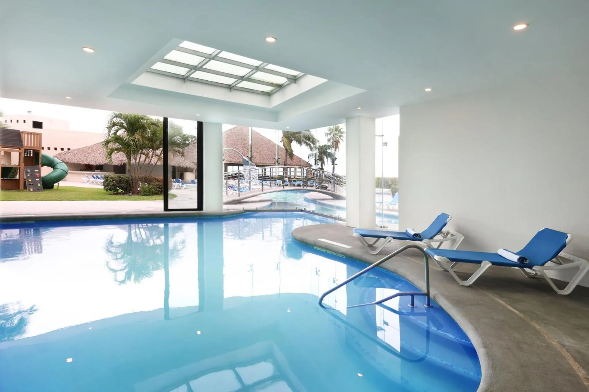 Swimming pool in Holiday Inn Veracruz-Boca Del Rio by IHG