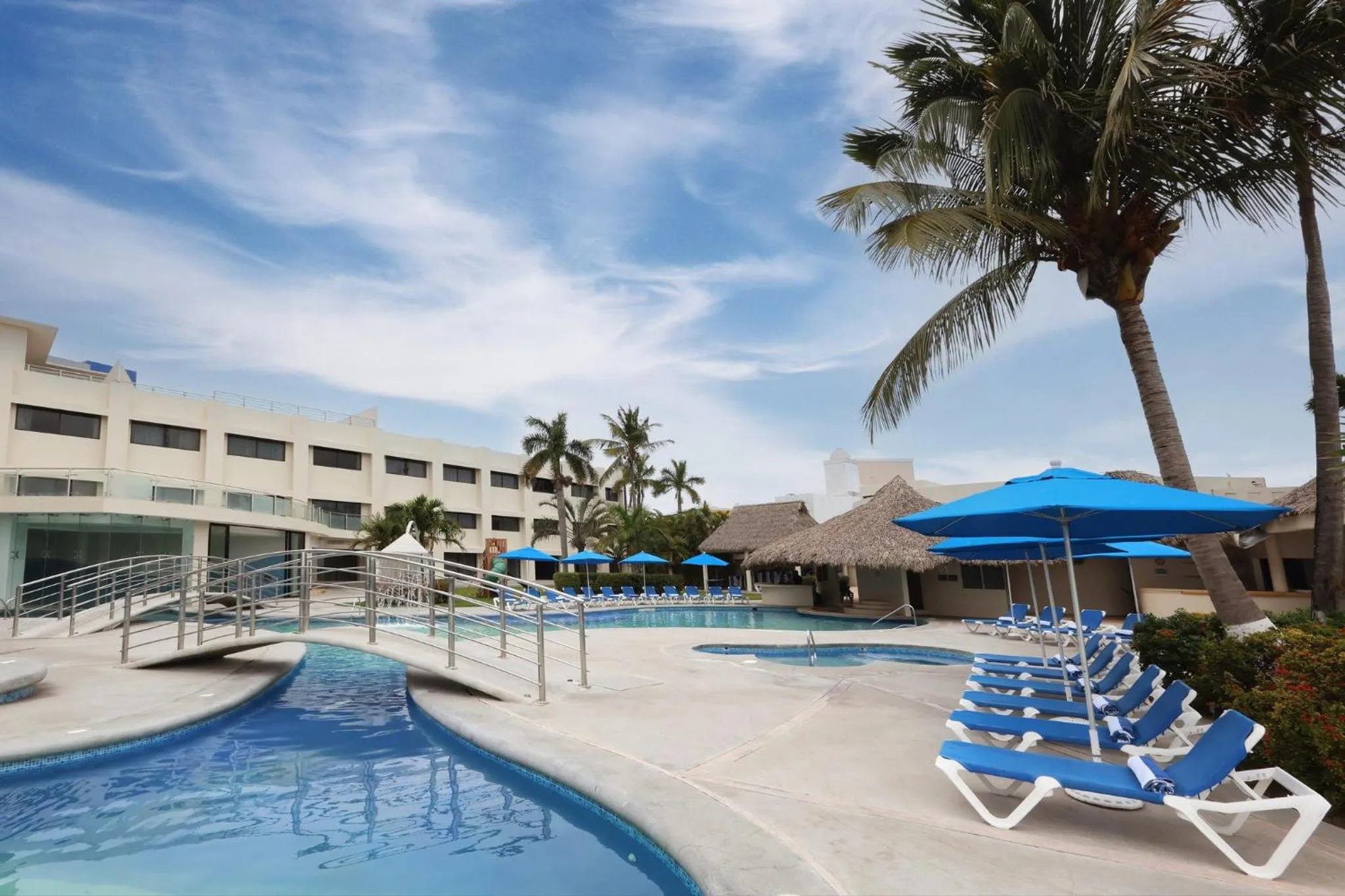 Swimming pool in Holiday Inn Veracruz-Boca Del Rio by IHG