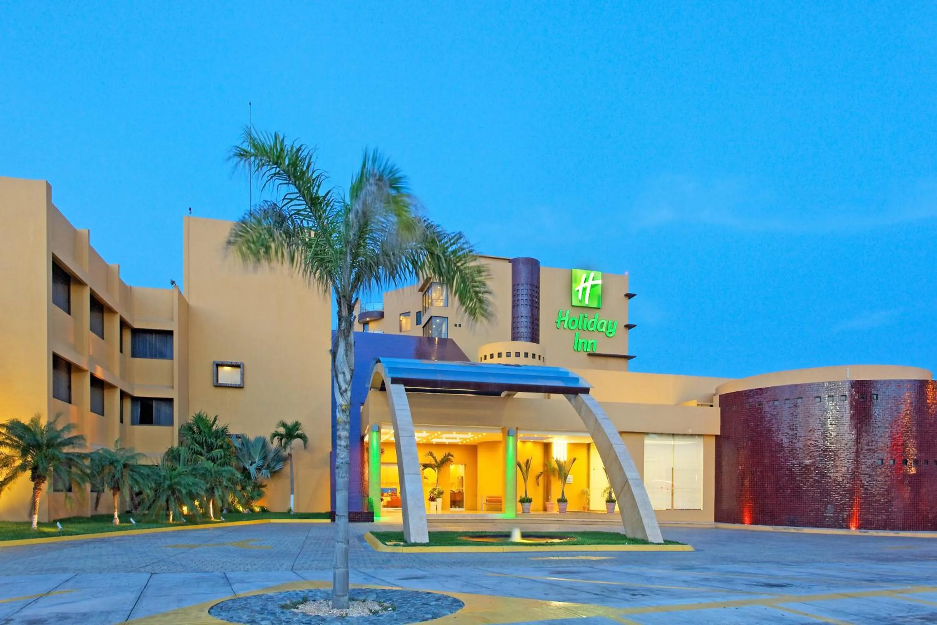 Property building in Holiday Inn Veracruz-Boca Del Rio by IHG