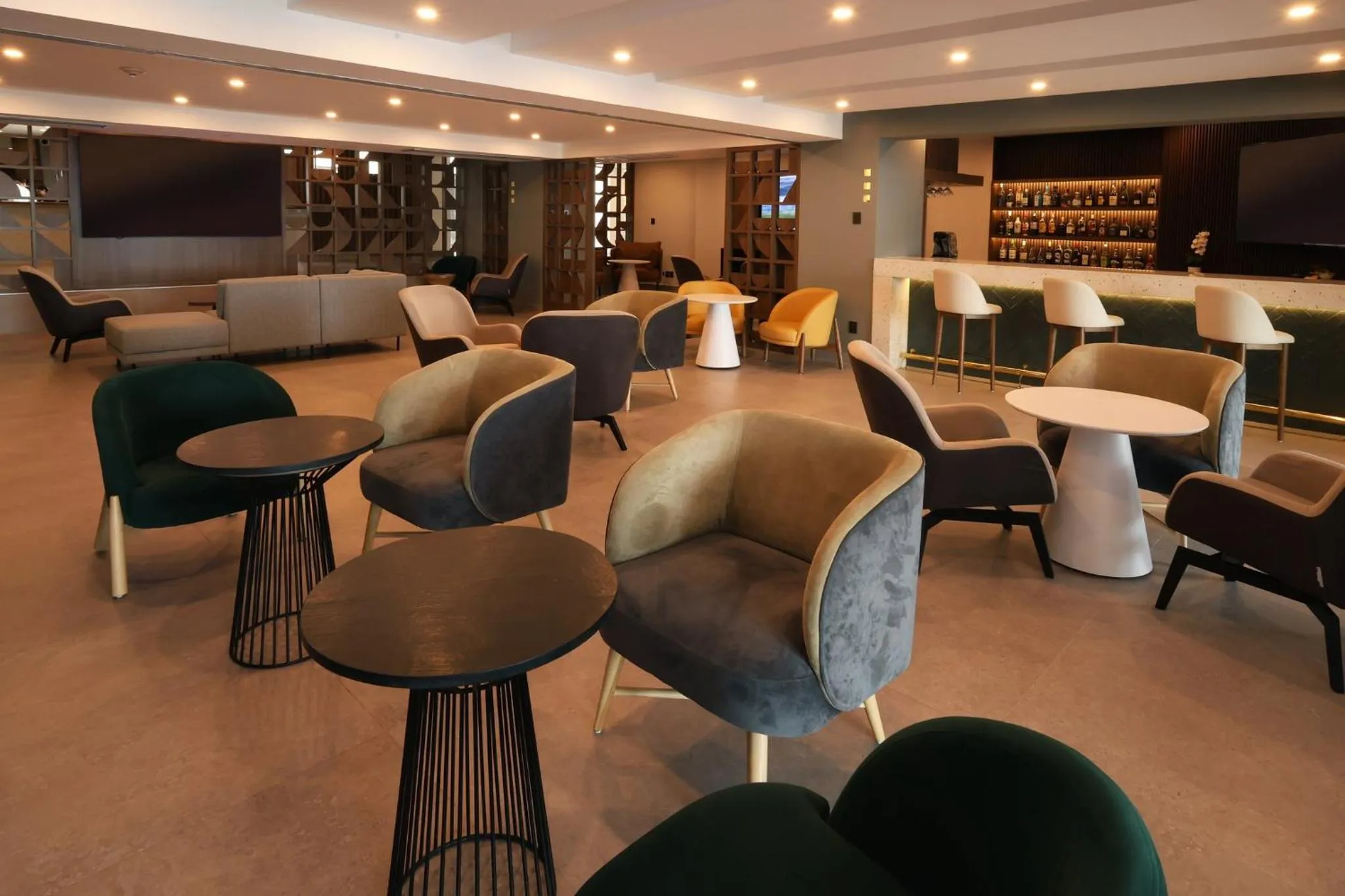 Lounge or bar in Holiday Inn Veracruz-Boca Del Rio by IHG