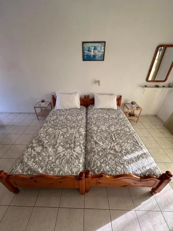 Bed in Joanna Rooms