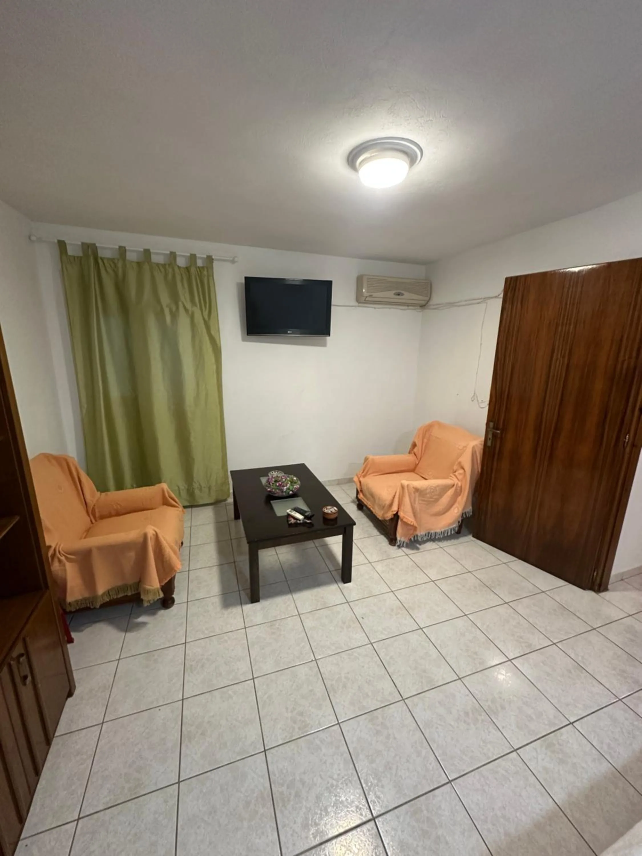 Living room in Joanna Rooms