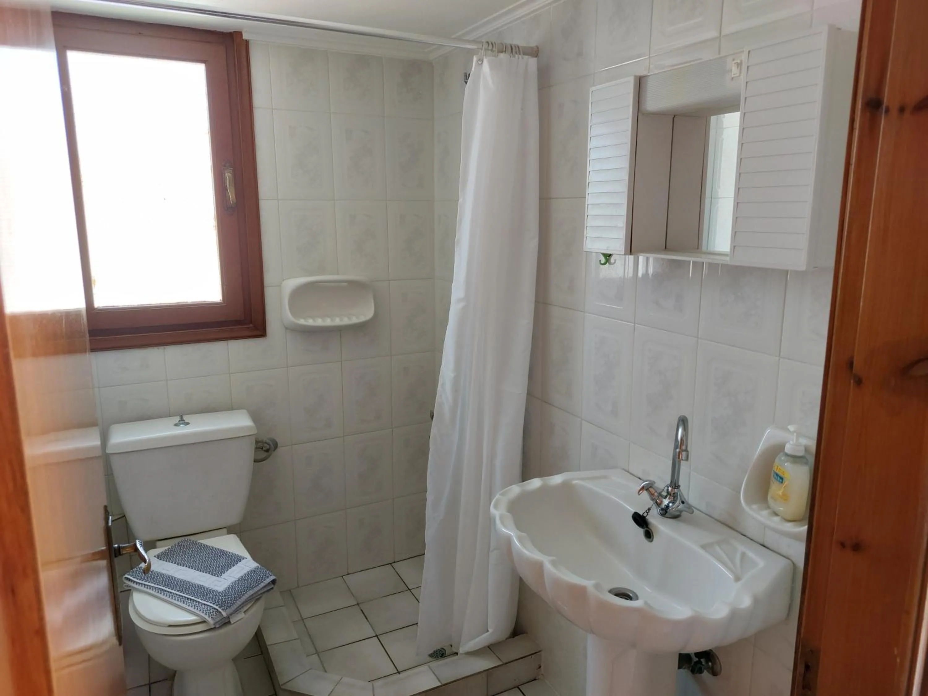 Bathroom in Joanna Rooms