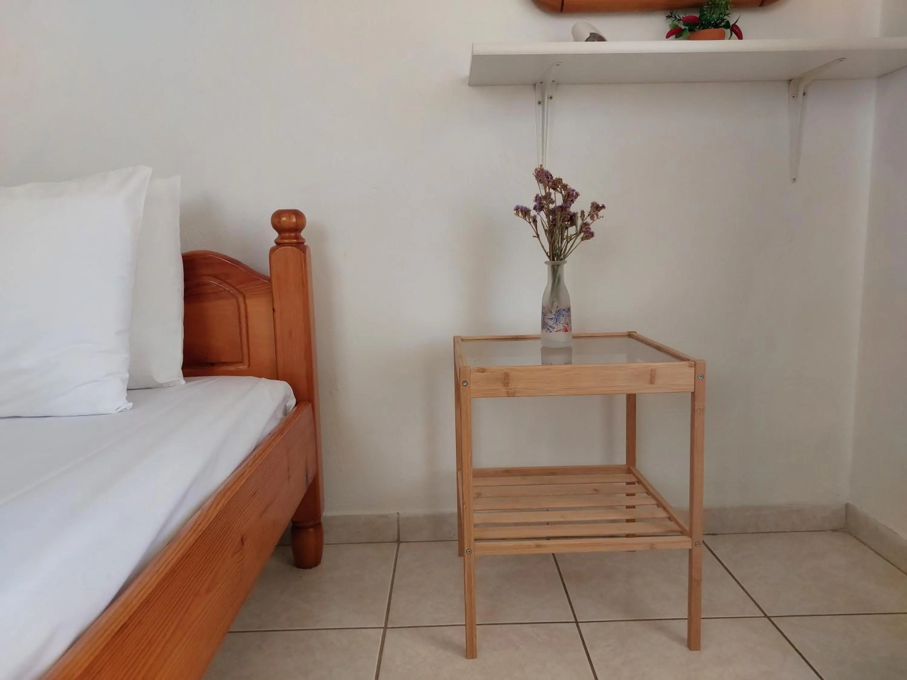 Bed in Joanna Rooms