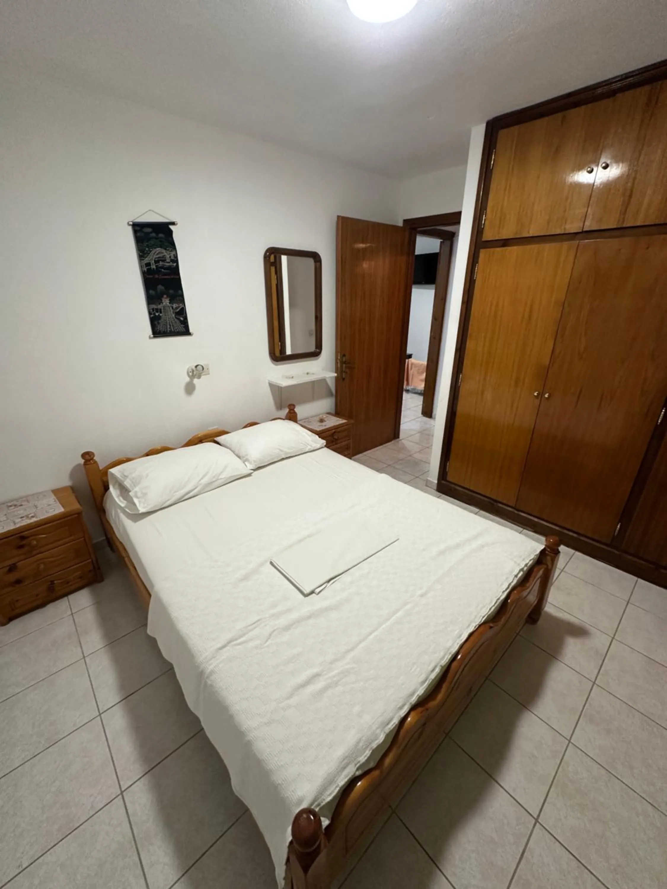 Bedroom, Bed in Joanna Rooms