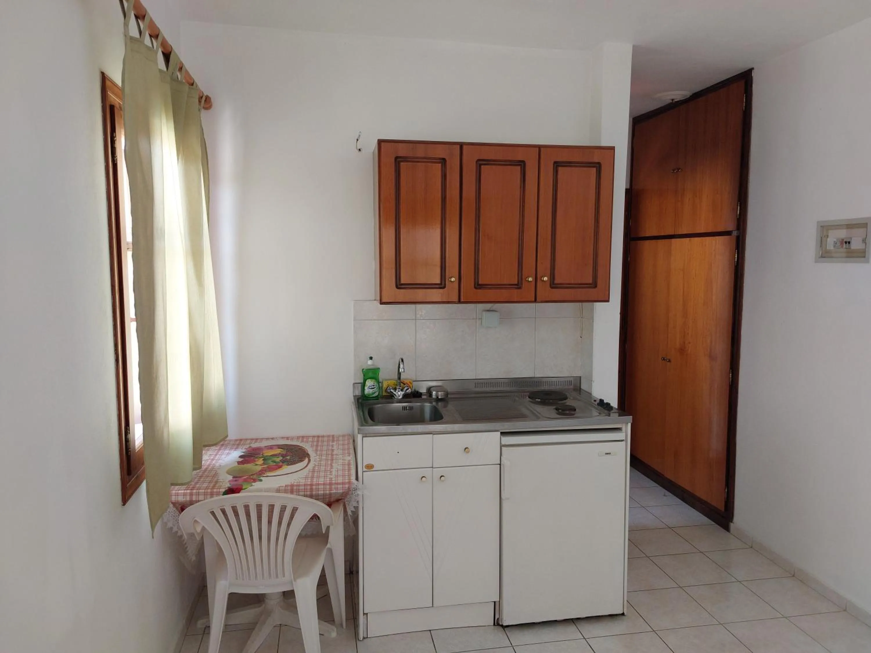 Kitchen or kitchenette in Joanna Rooms