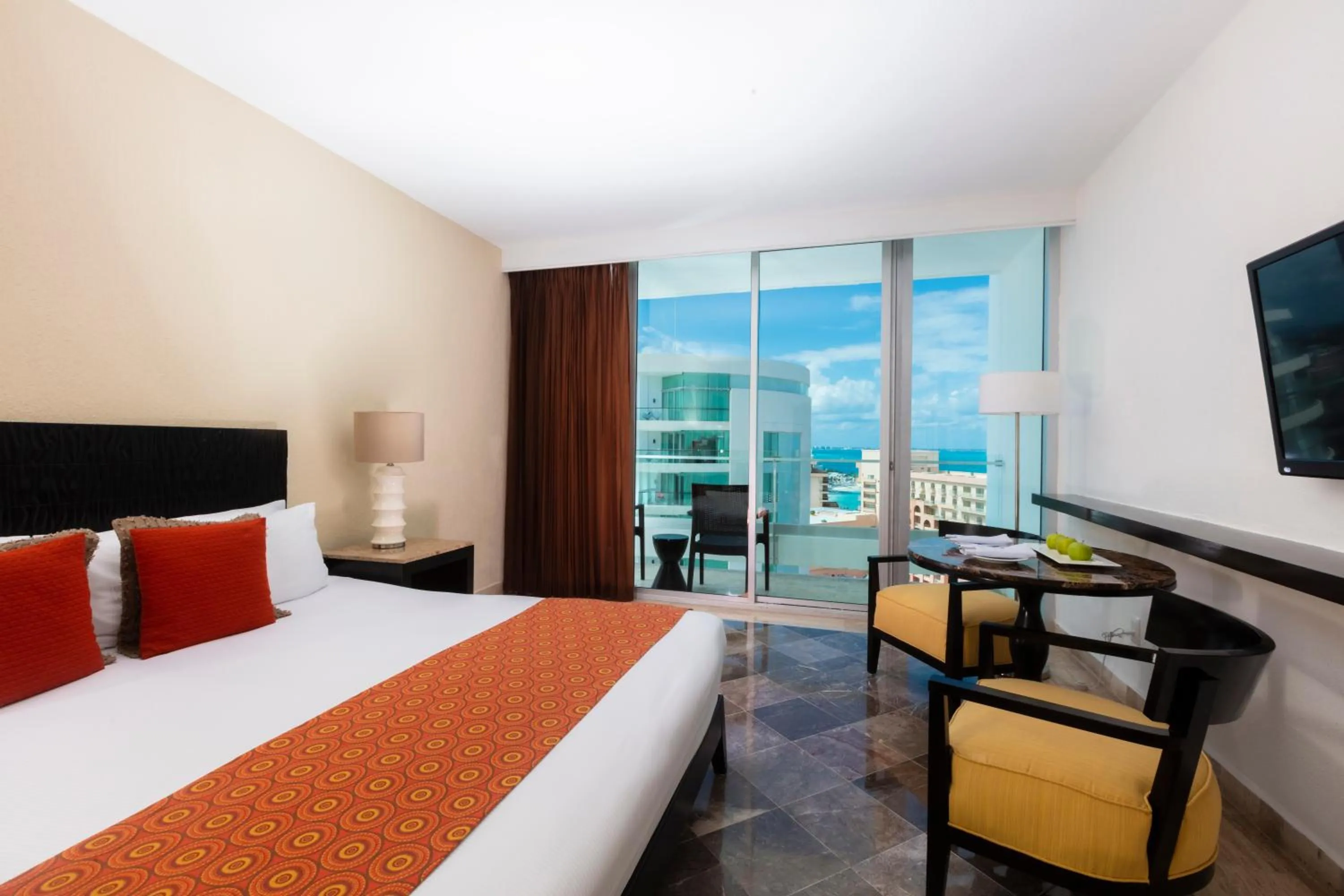 Bed in Krystal Grand Cancun All Inclusive