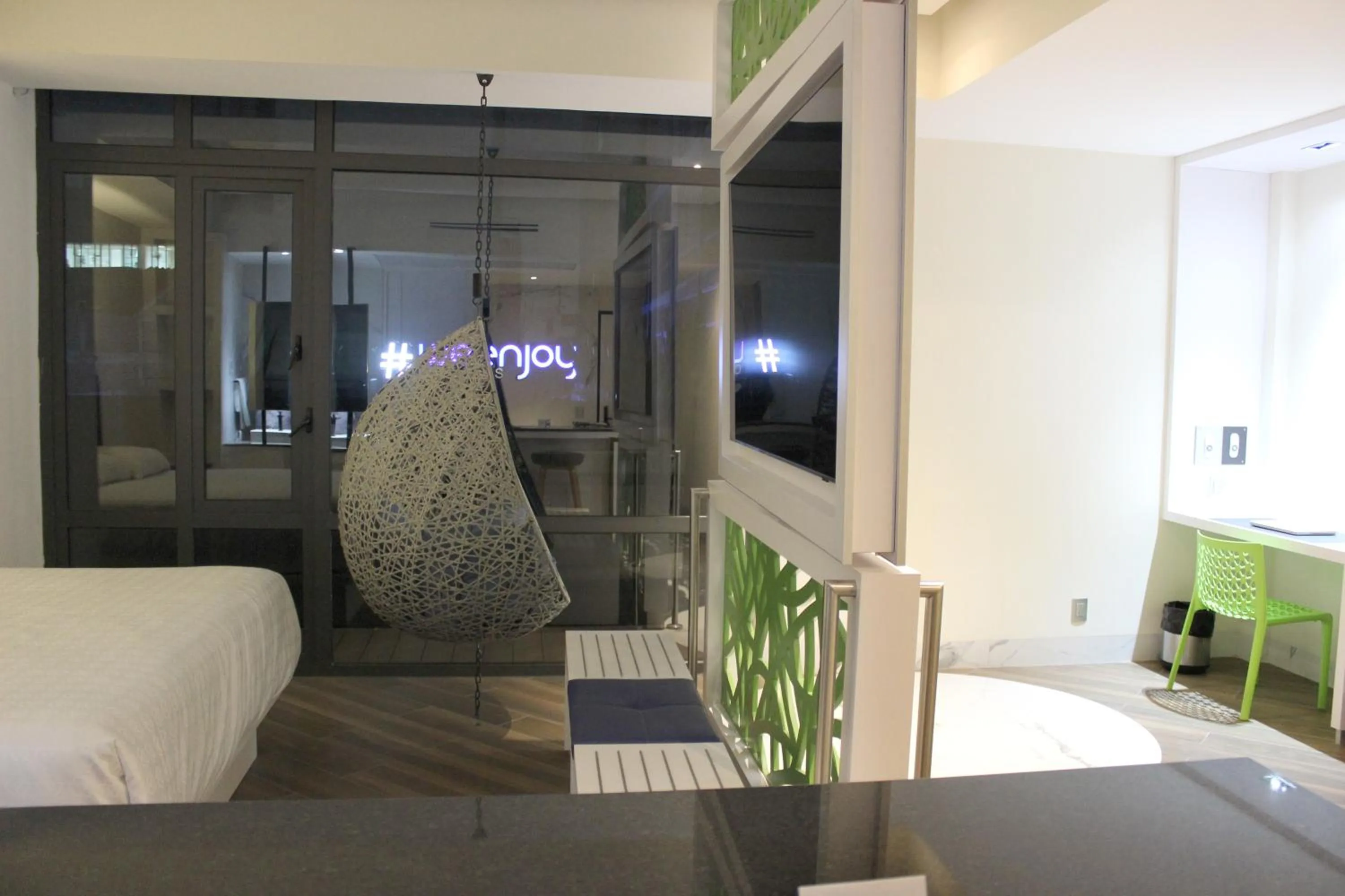 Bed in WeEnjoy Hotels Grand Prix Aeropuerto CDMX