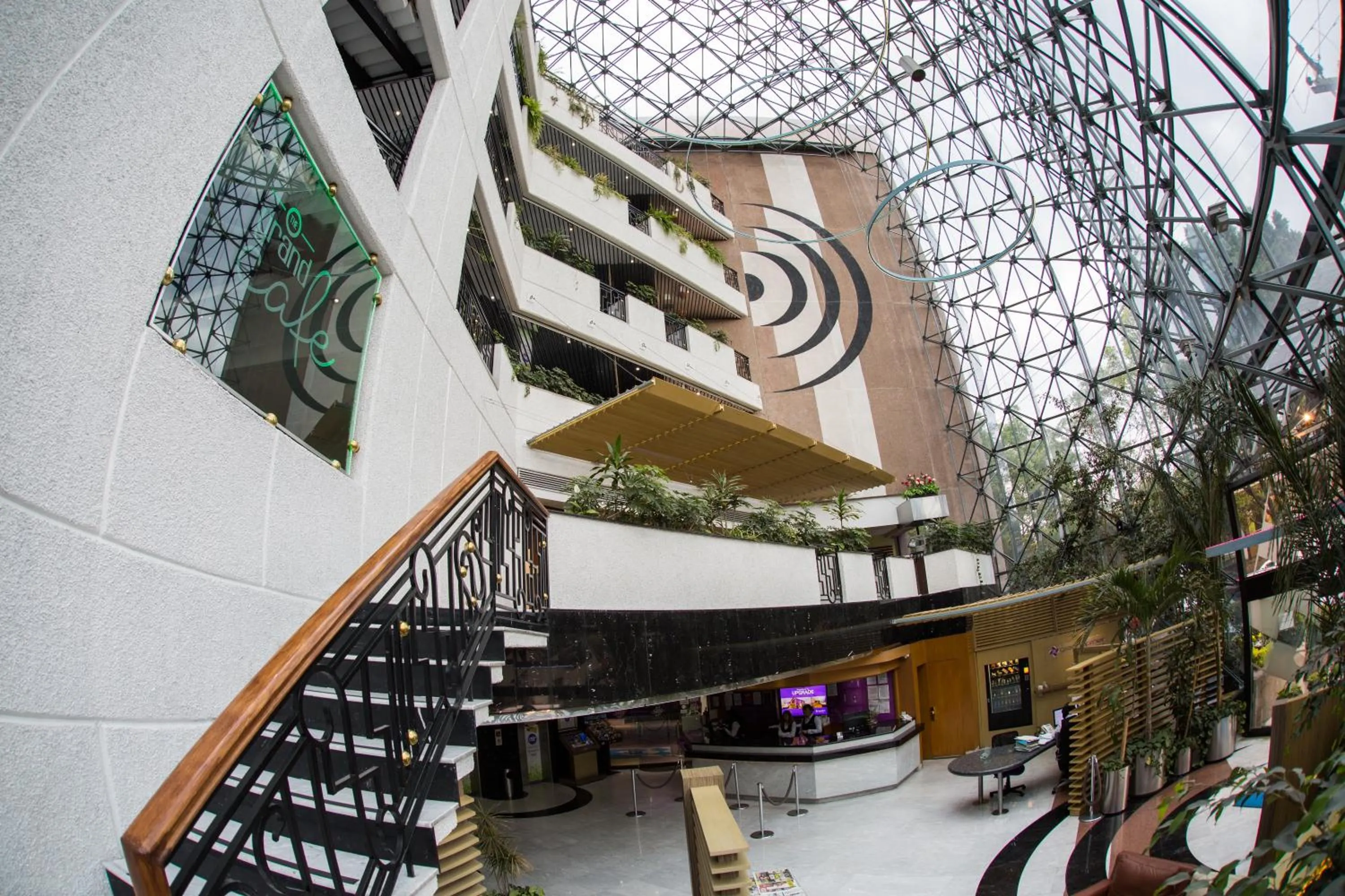 Lobby or reception in WeEnjoy Hotels Grand Prix Aeropuerto CDMX