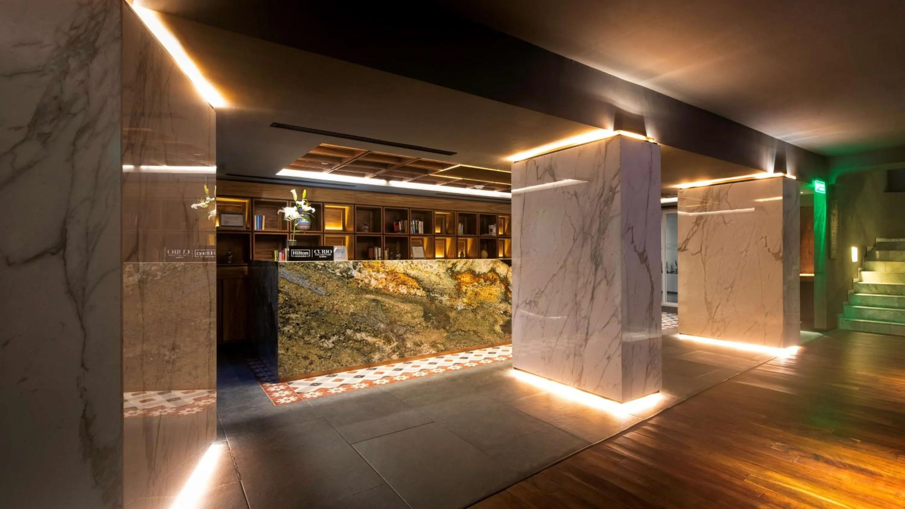 Lobby or reception in Villa Mercedes Curio Collection By Hilton