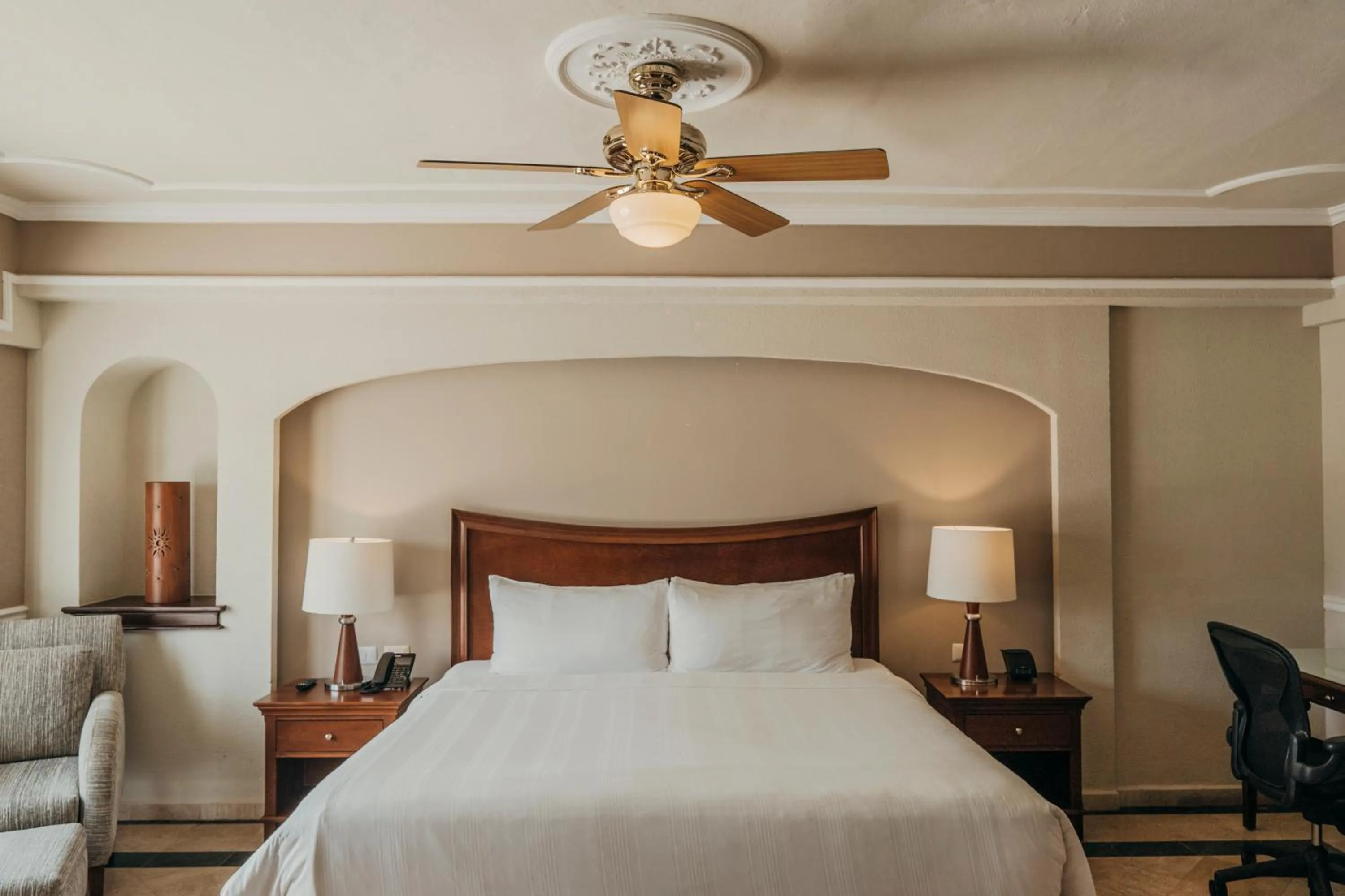 Bed in Villa Mercedes Curio Collection By Hilton