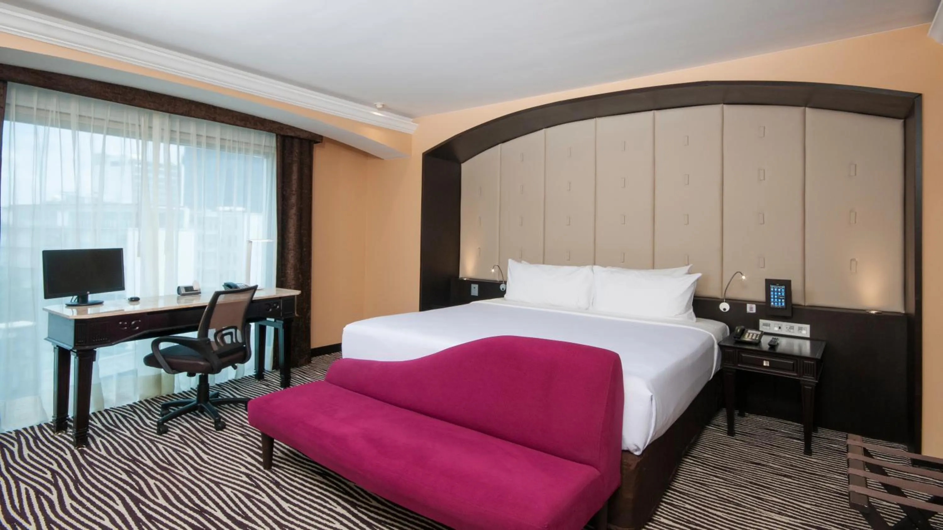 Photo of the whole room, Bed in BelAir Unique a Wyndham Hotel