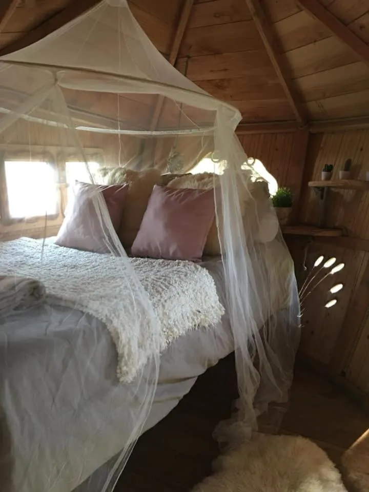 Bedroom, Bed in Le Domaine de Wail - Legends Resort