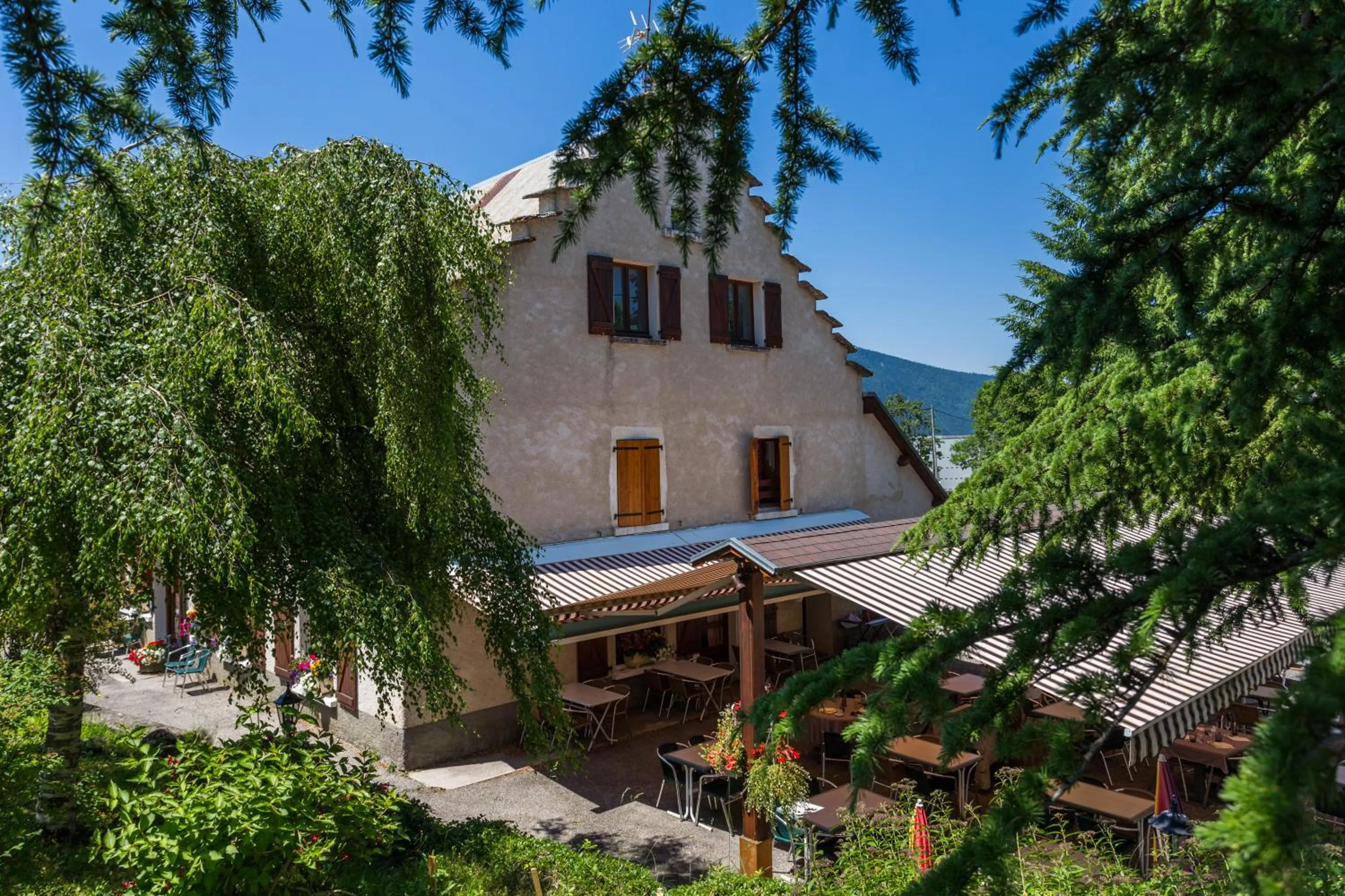 Auberge des Montauds - Hôtel & Restaurant