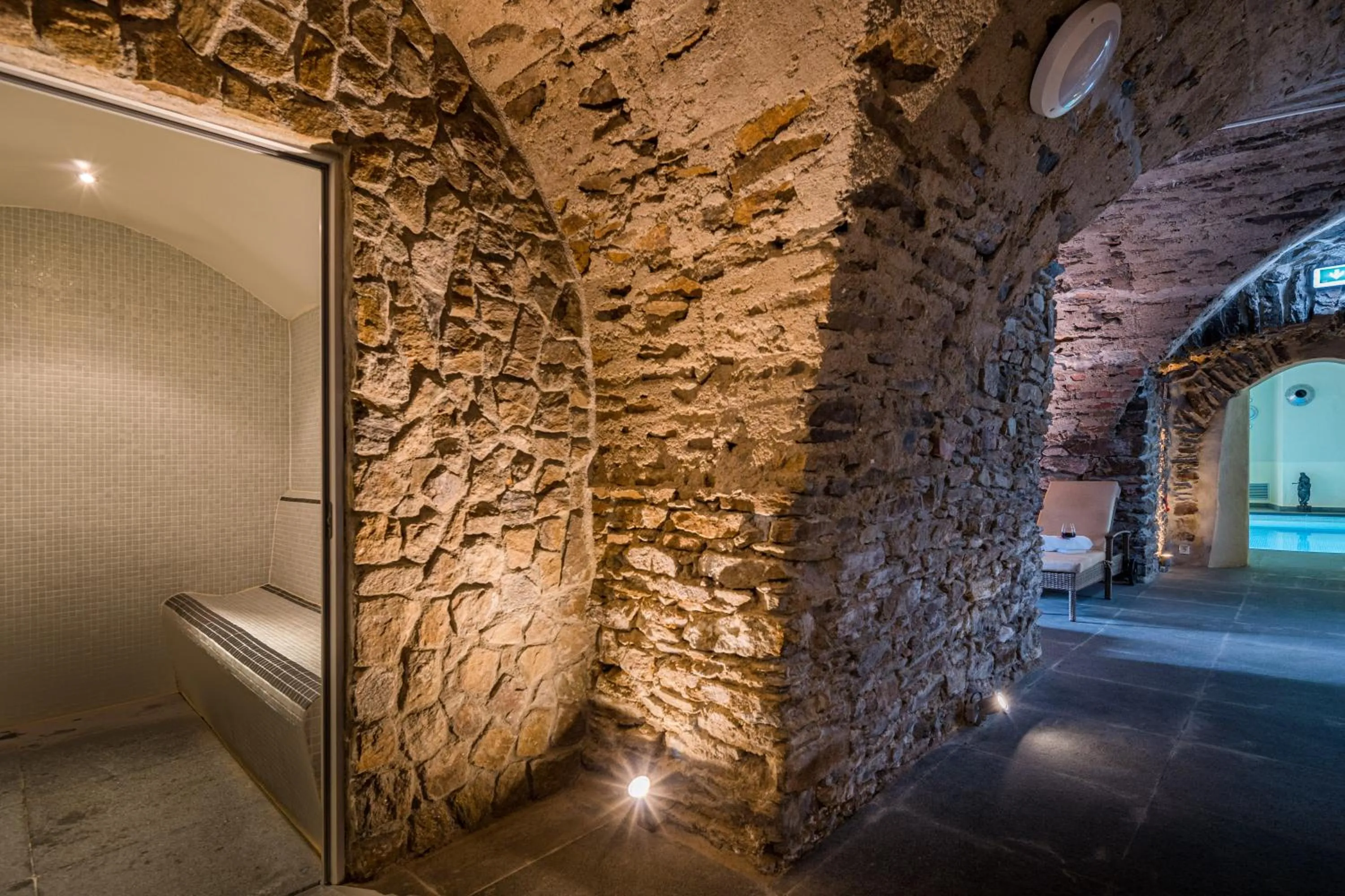 Swimming pool in Schloss Purschenstein