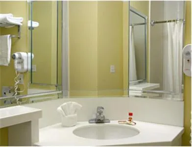 Bathroom in Super 8 by Wyndham Los Angeles Downtown