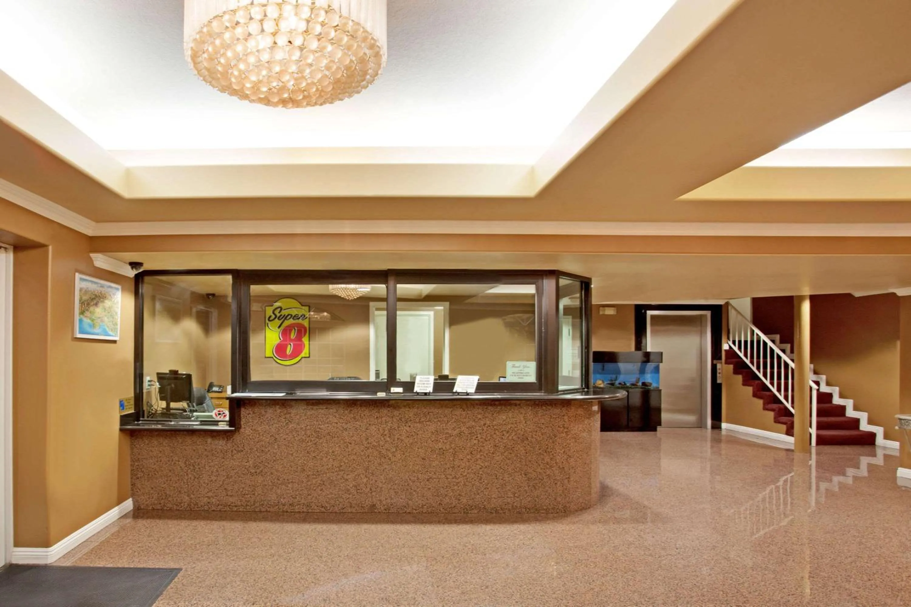 Lobby or reception in Super 8 by Wyndham Los Angeles Downtown