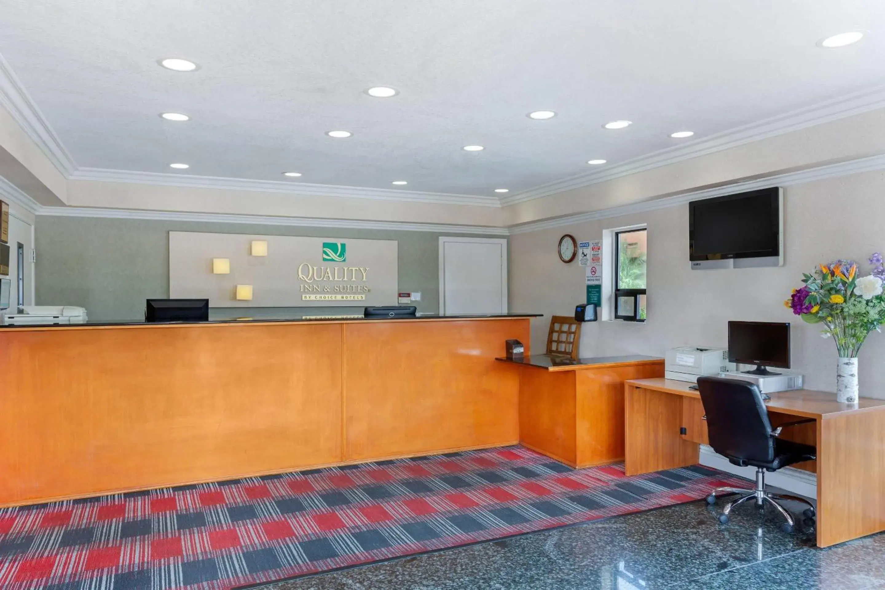 Lobby or reception in Quality Inn & Suites Oceanside Near Camp Pendleton Lobby or reception in Quality Inn & Suites Oceanside Near Camp Pendleton