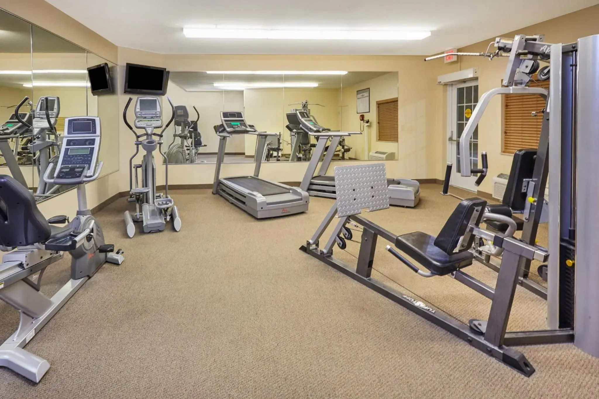 Fitness centre/facilities in Candlewood Suites Milwaukee Airport - Oak Creek by IHG Fitness centre/facilities in Candlewood Suites Milwaukee Airport - Oak Creek by IHG