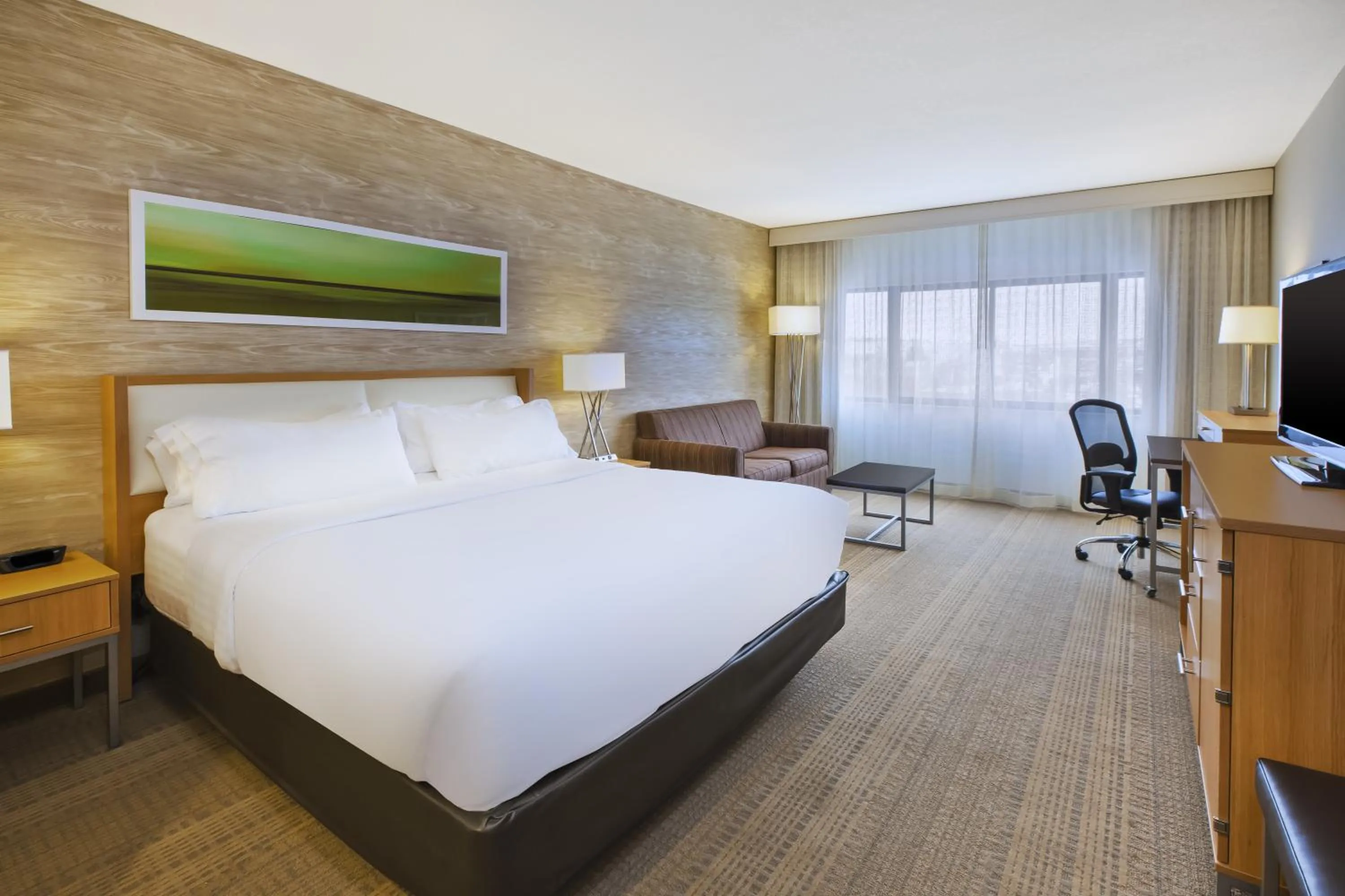 Photo of the whole room, Bed in DoubleTree by Hilton Rapid City Downtown Convention Center