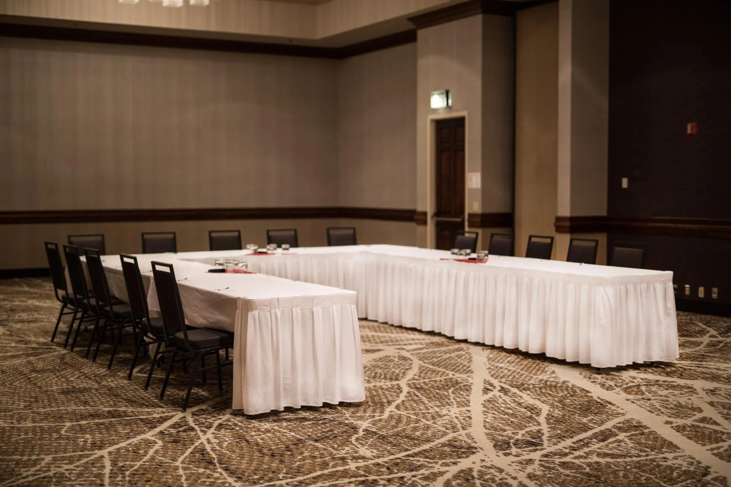 Meeting/conference room in DoubleTree by Hilton Rapid City Downtown Convention Center