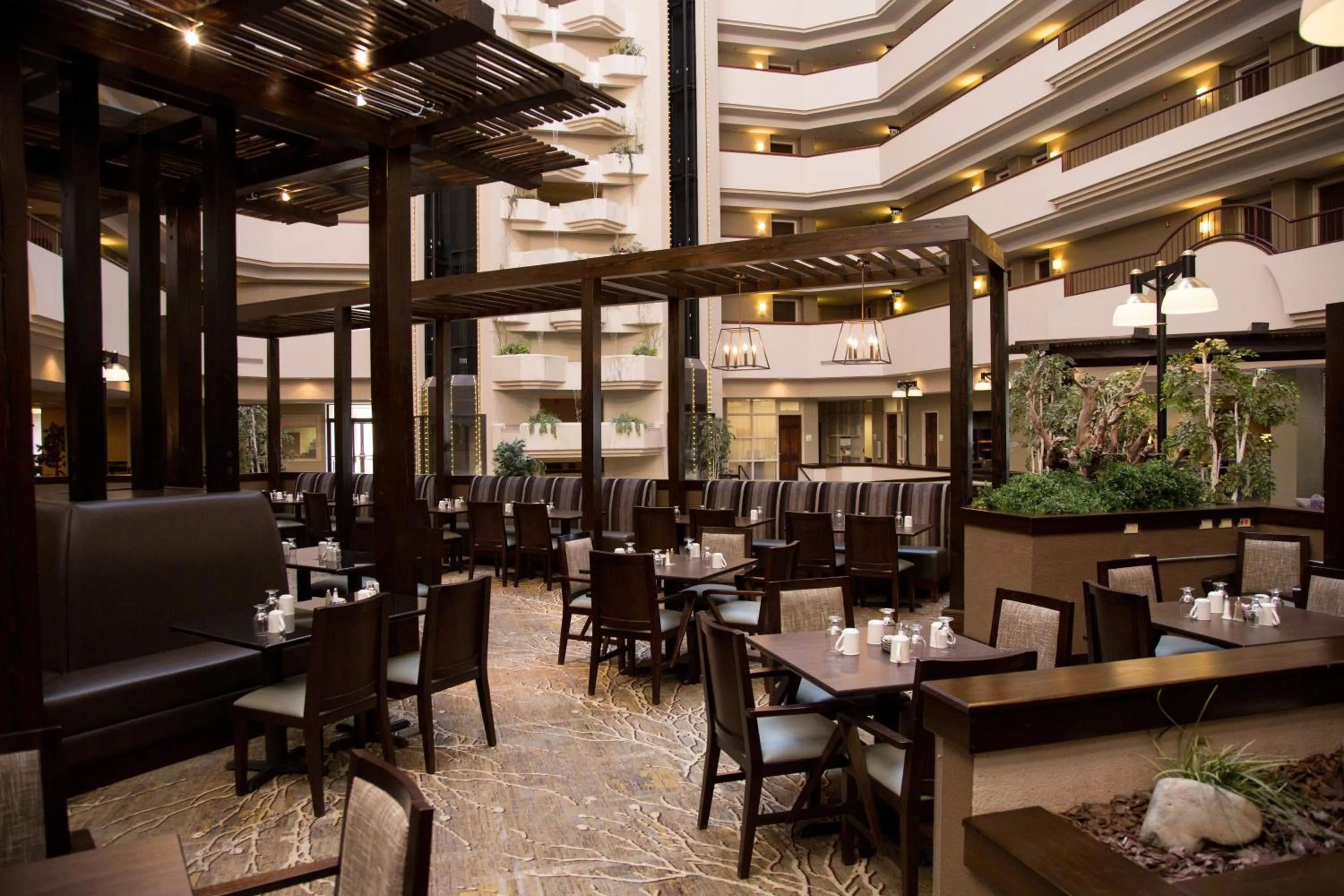 Restaurant/places to eat in DoubleTree by Hilton Rapid City Downtown Convention Center