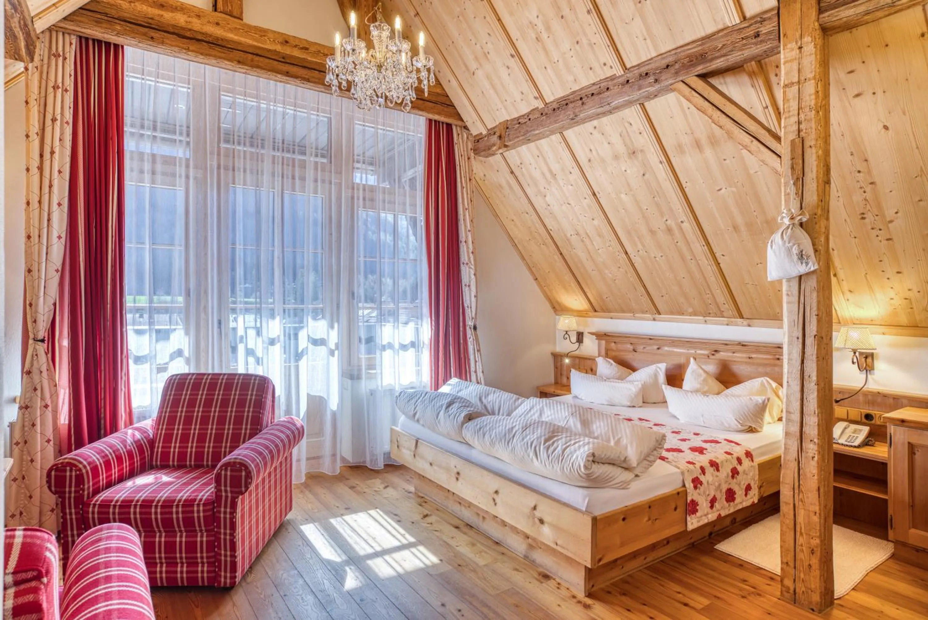 Bedroom, Bed in Posthotel Kassl 4-Sterne-Superior