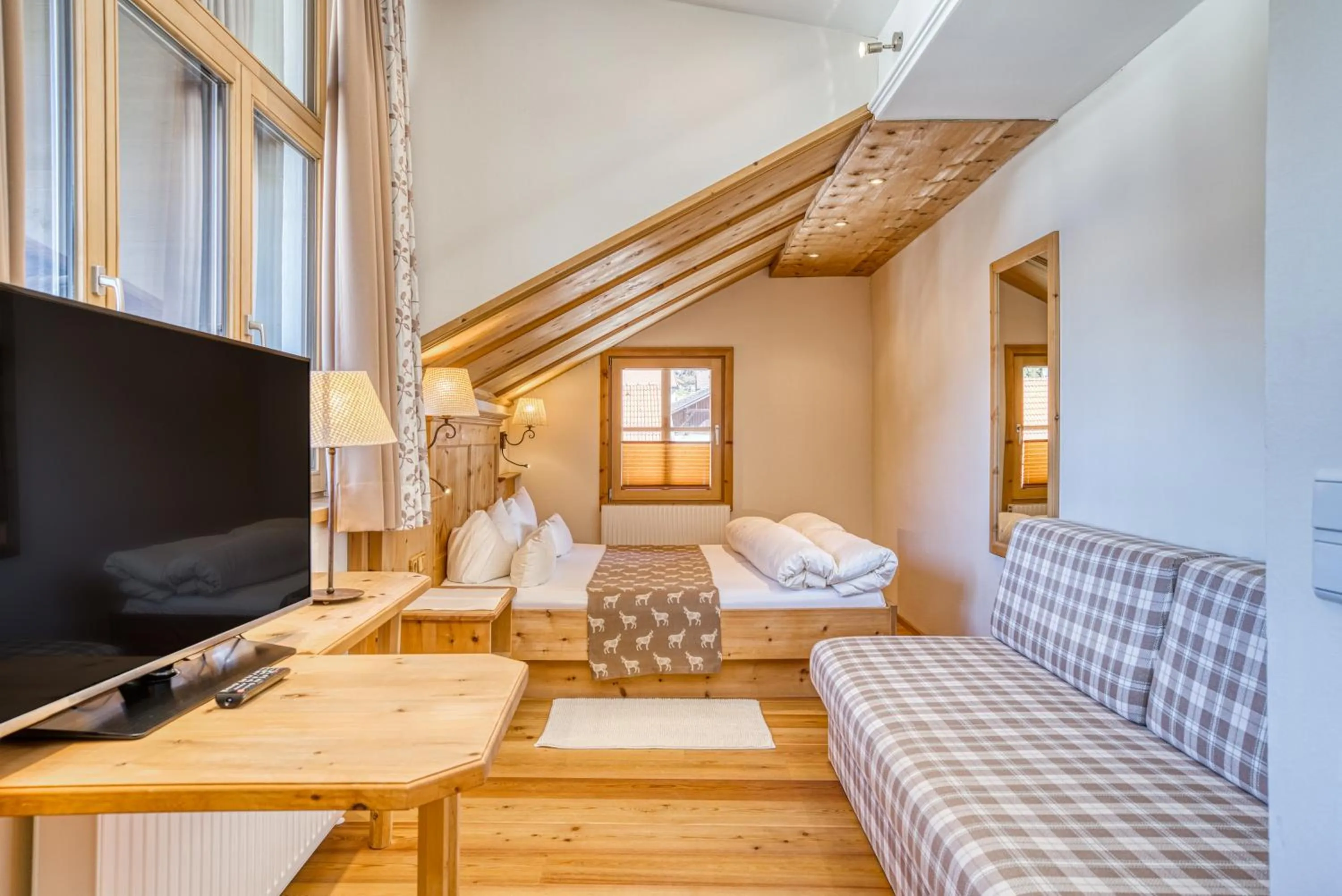 Deluxe Double Room - single occupancy in Posthotel Kassl 4-Sterne-Superior