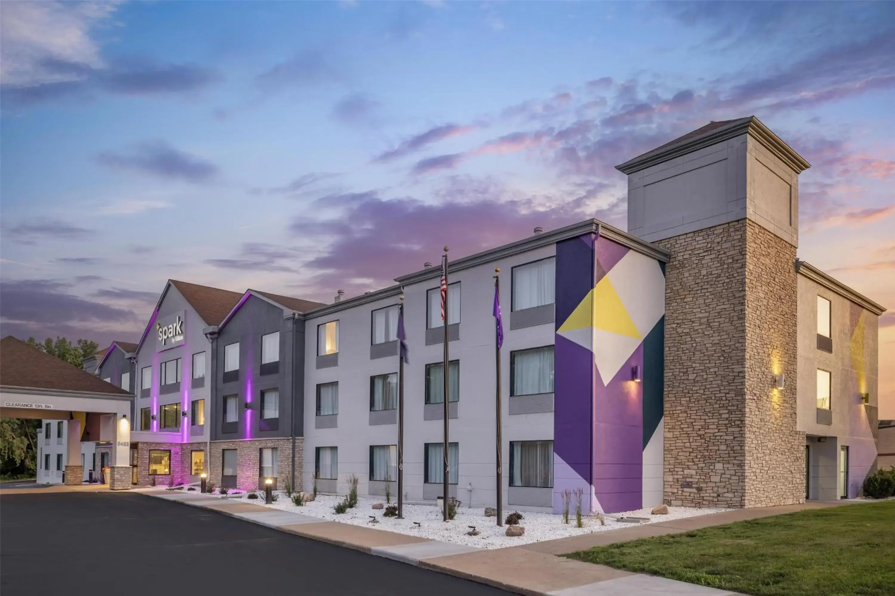 Property building in Spark by Hilton La Crosse Onalaska Property building in Spark by Hilton La Crosse Onalaska