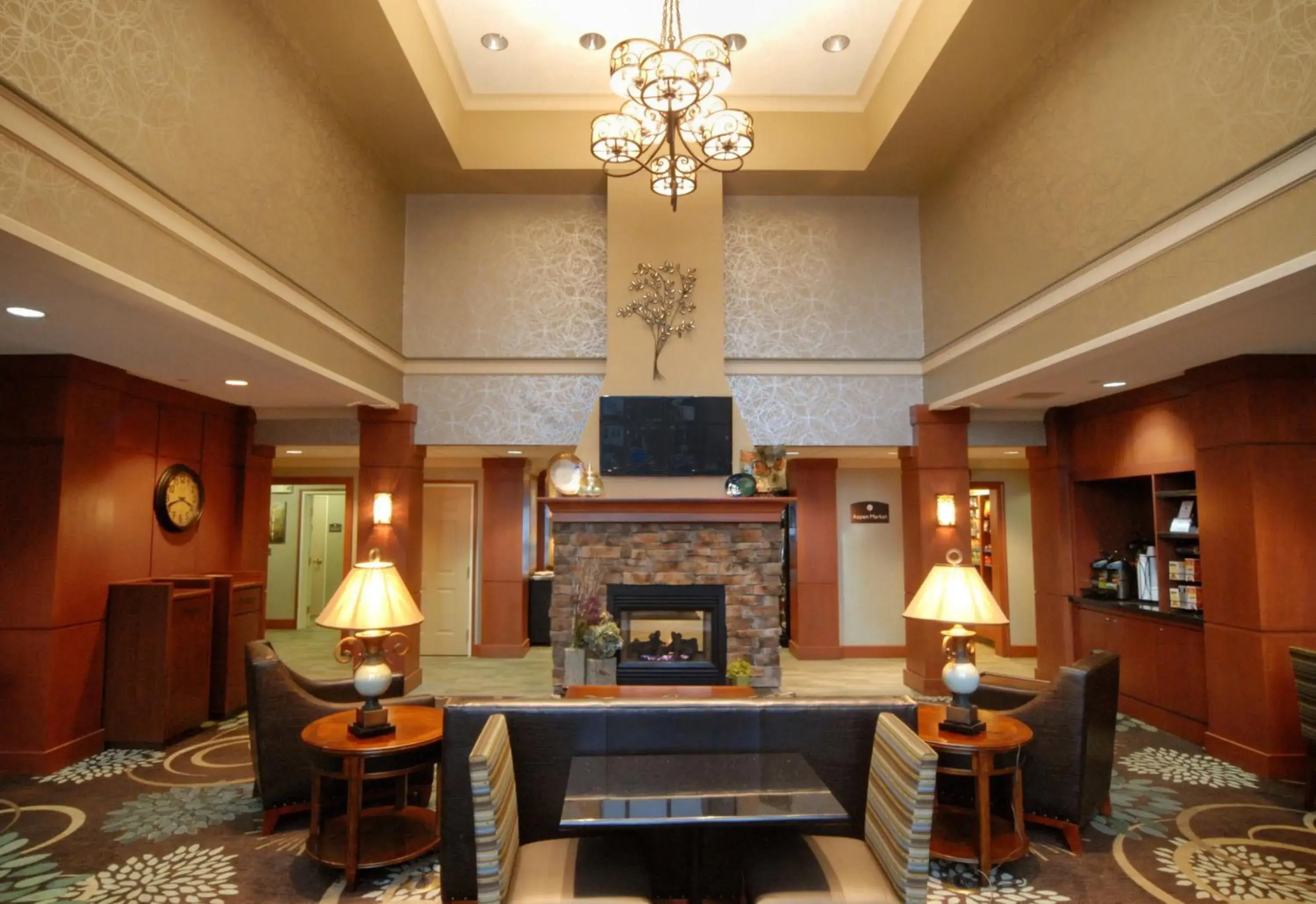 Lobby or reception in Aspen Suites - Rochester Lobby or reception in Aspen Suites - Rochester