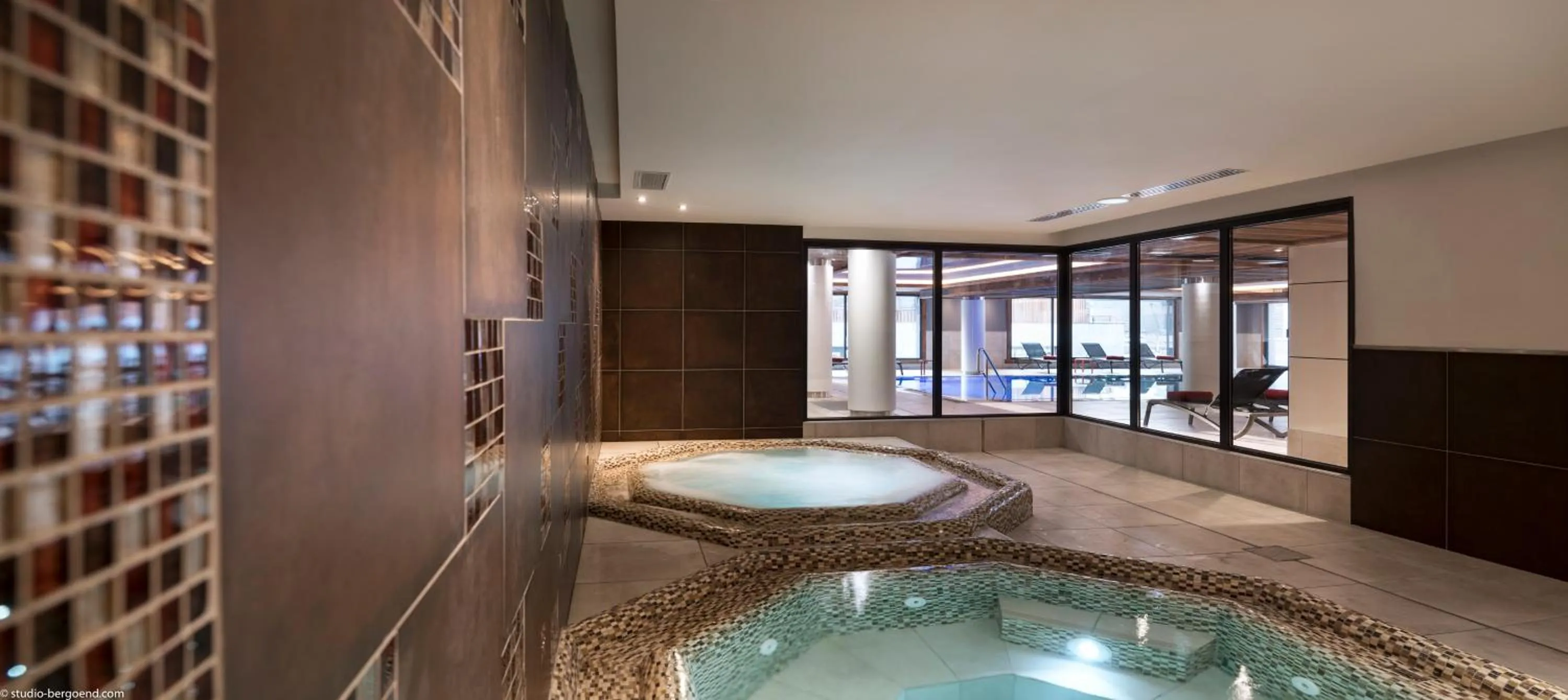 Hot Tub in MGM Hôtels & Résidences - Résidence Le Cristal de Jade