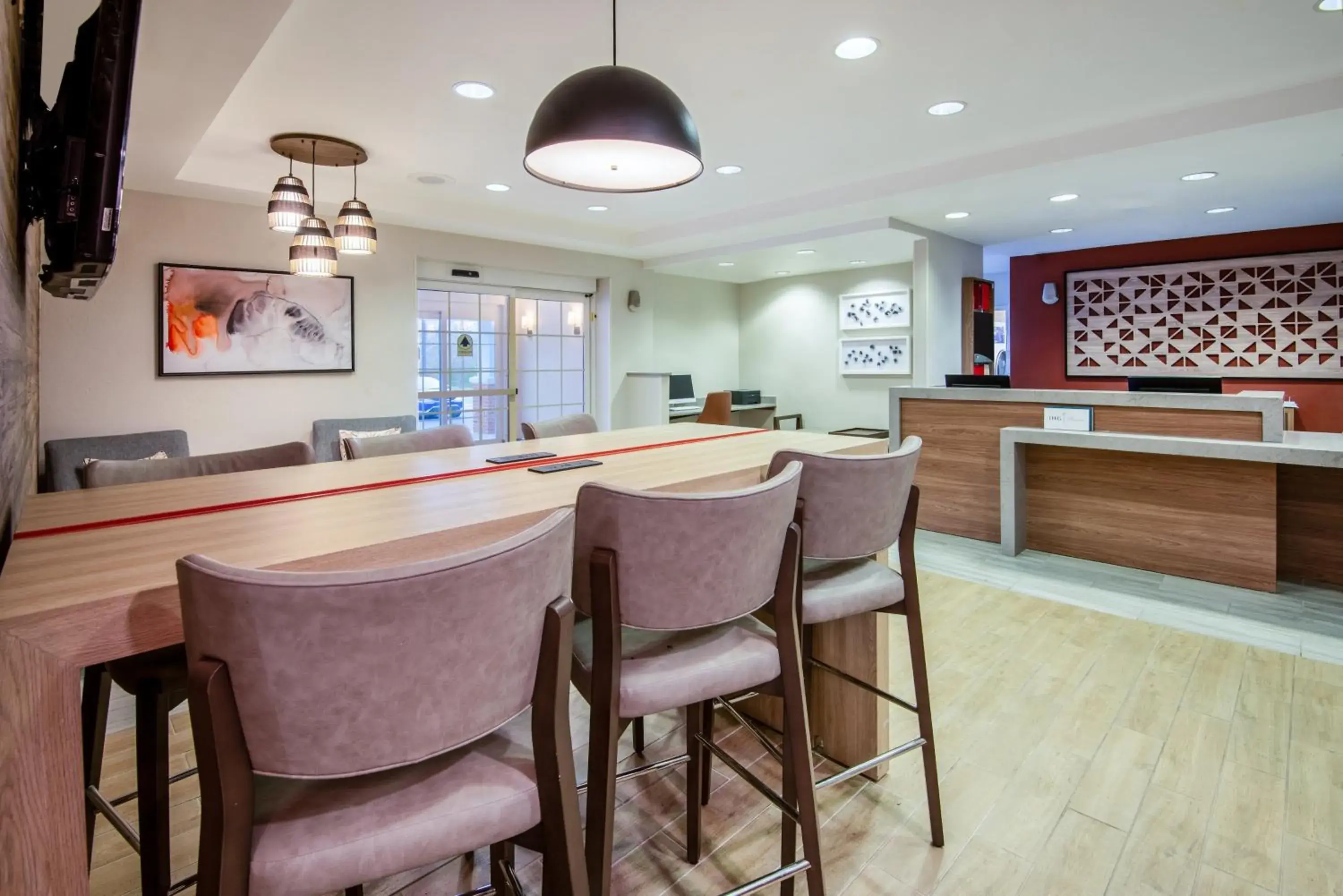 Property building in Candlewood Suites Manassas by IHG Property building in Candlewood Suites Manassas by IHG