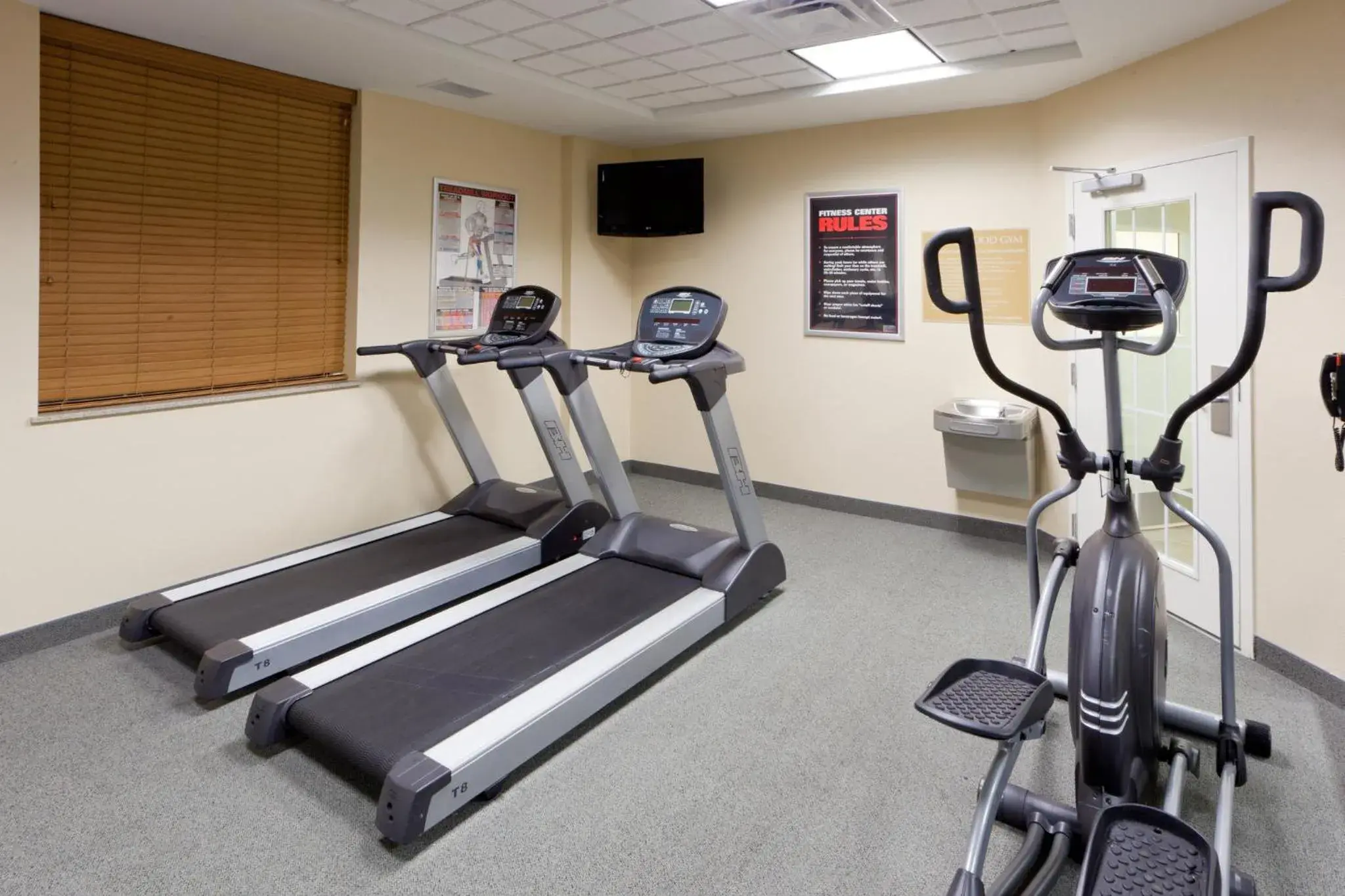 Fitness centre/facilities in Candlewood Suites Manassas by IHG Fitness centre/facilities in Candlewood Suites Manassas by IHG