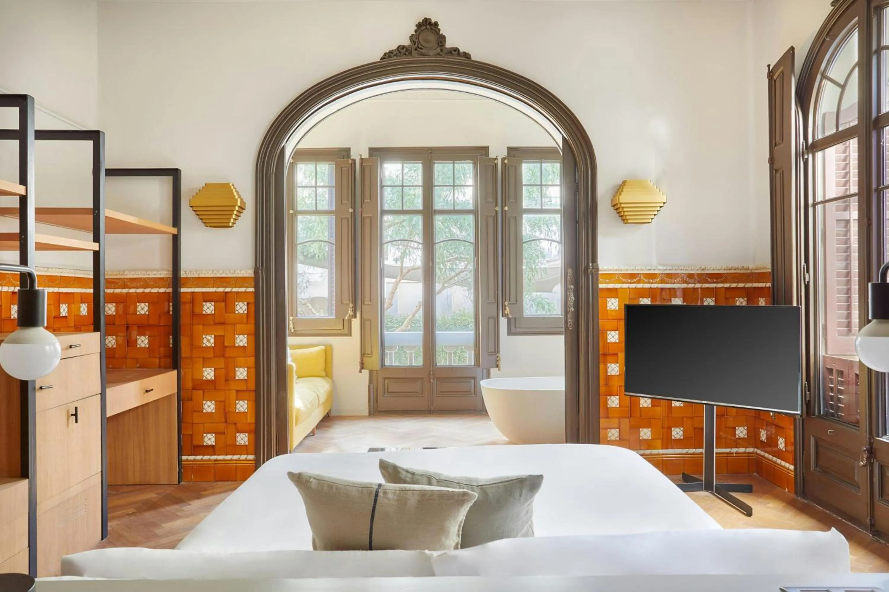 Bedroom, Bed in Le Palacete Hotel Gracia District, Sonder by Marriott Bonvoy