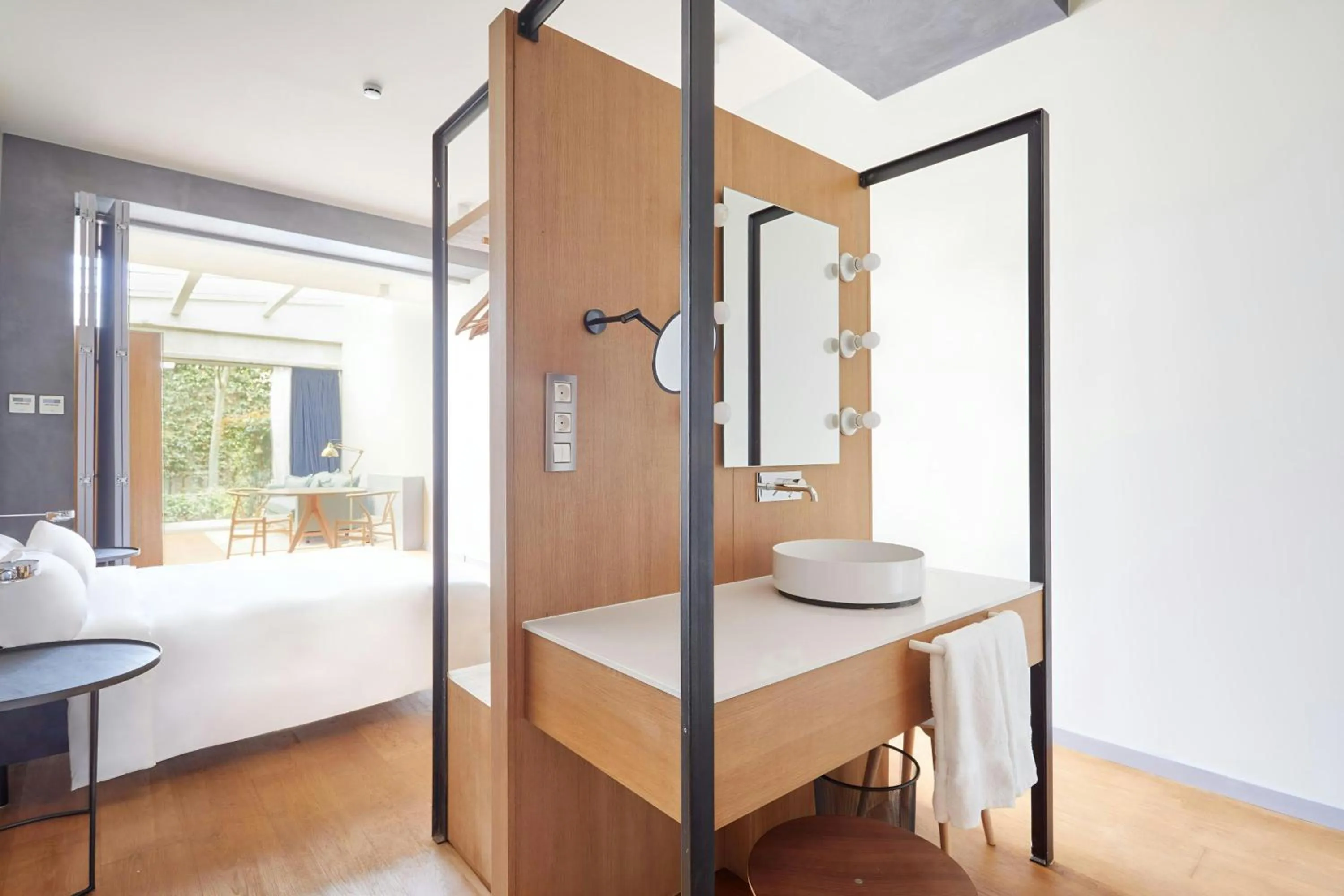 Bathroom, Bed in Le Palacete Hotel Gracia District, Sonder by Marriott Bonvoy