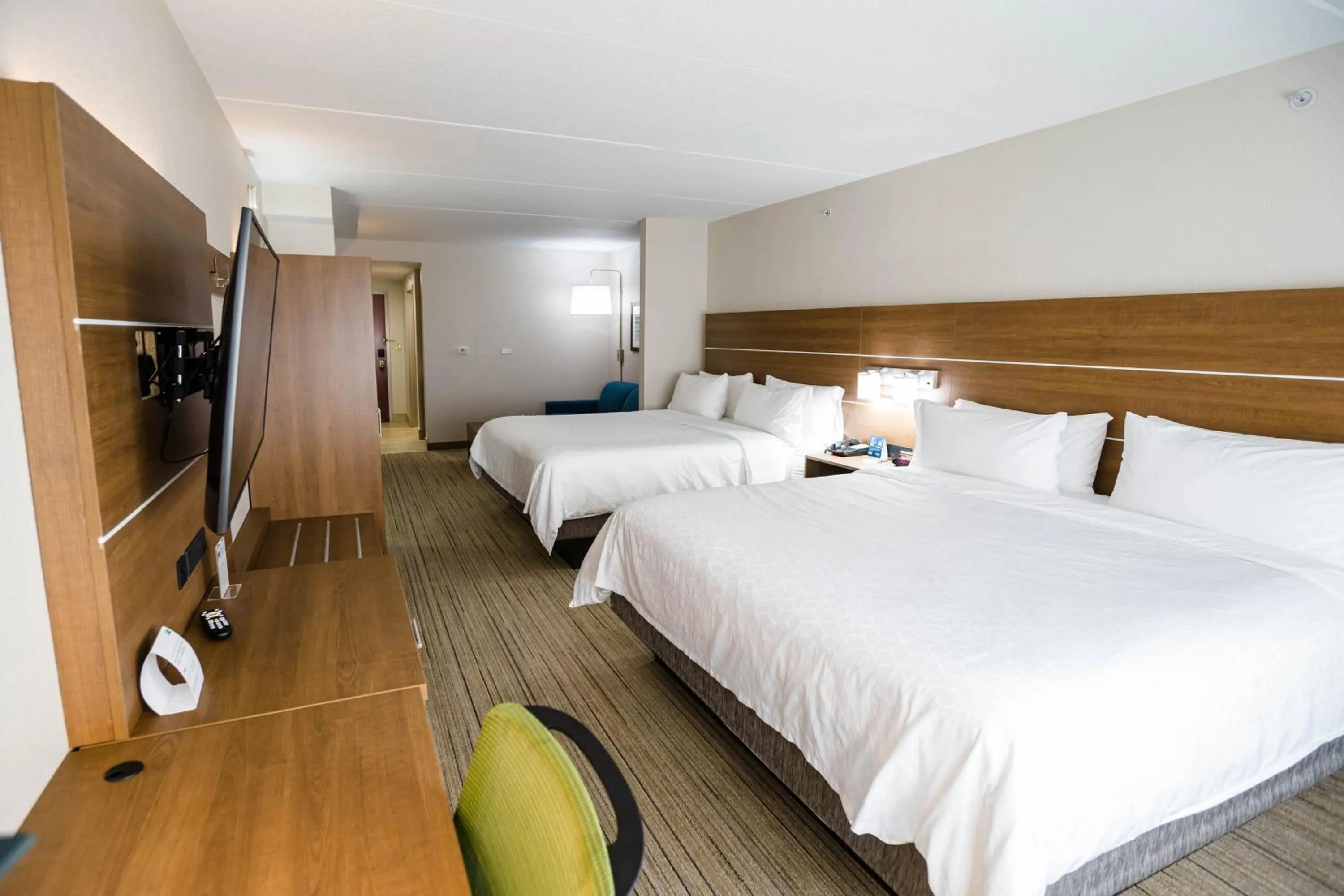 Bedroom, Bed in Holiday Inn Express & Suites Knoxville-Farragut by IHG