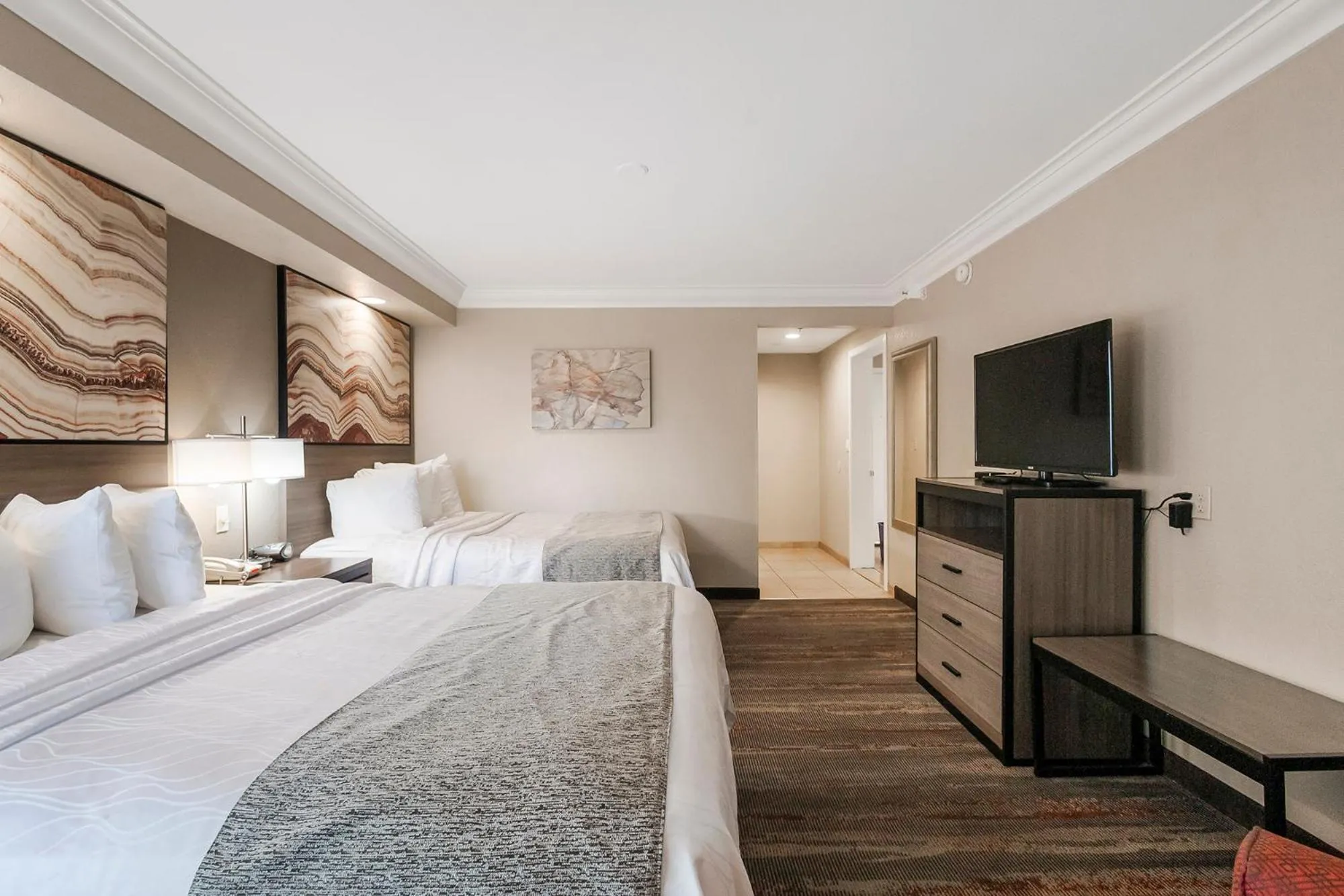 Bedroom, Bed in Best Western Plus Wine Country Inn & Suites