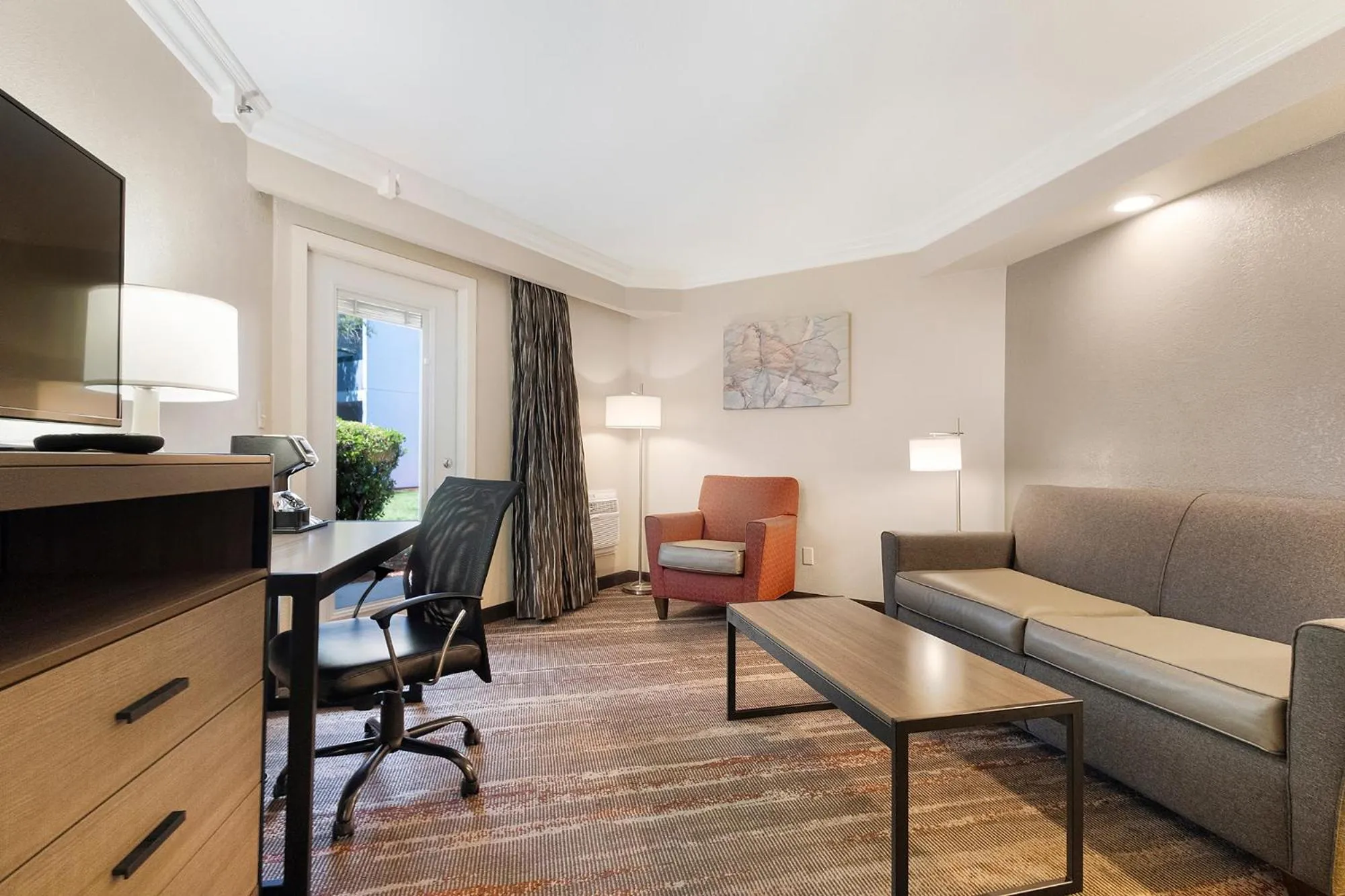 Living room in Best Western Plus Wine Country Inn & Suites