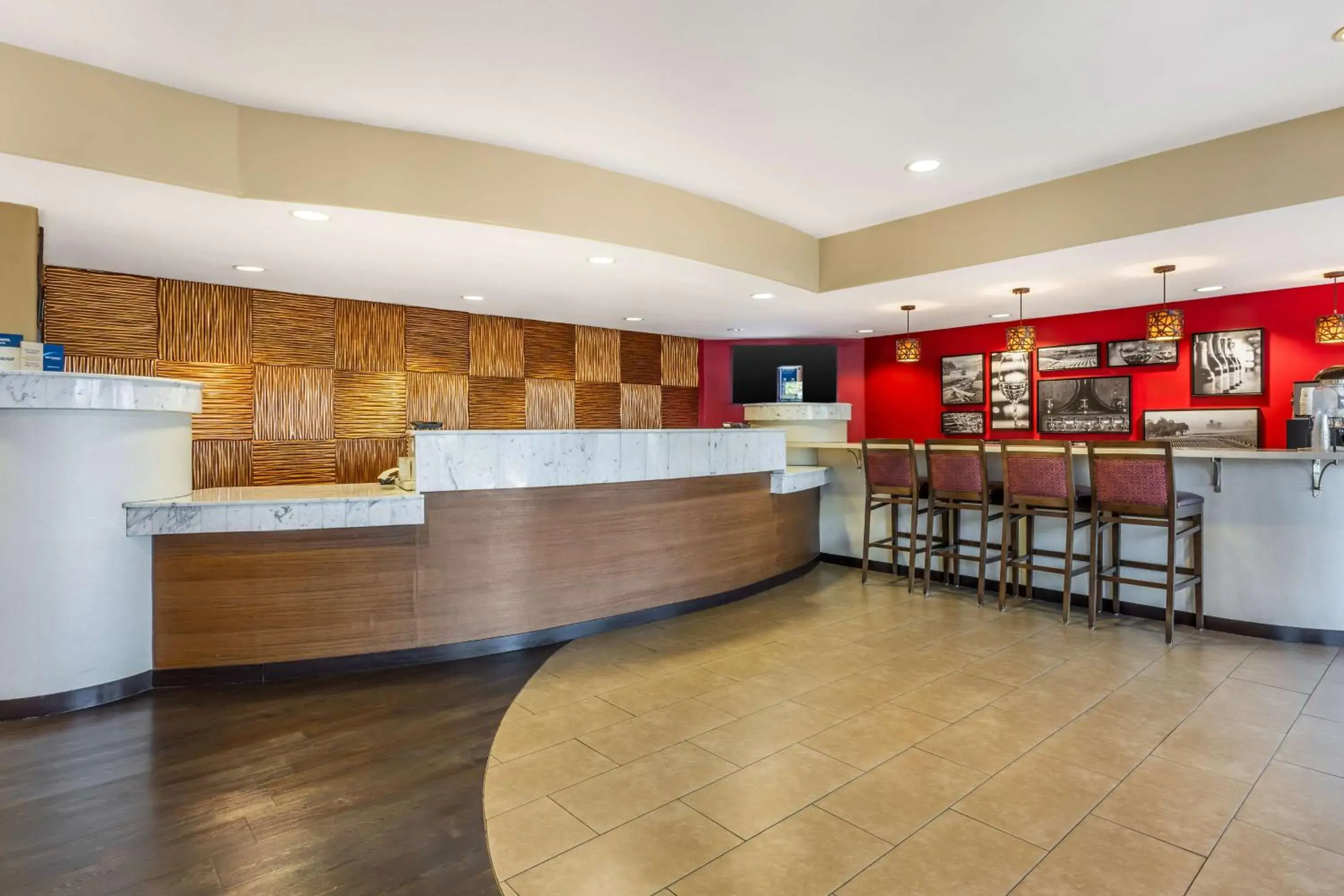 Lobby or reception in Best Western Plus Wine Country Inn & Suites Lobby or reception in Best Western Plus Wine Country Inn & Suites