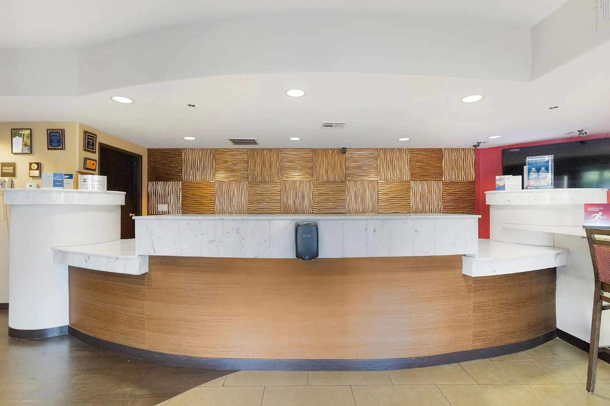 Lobby or reception in Best Western Plus Wine Country Inn & Suites