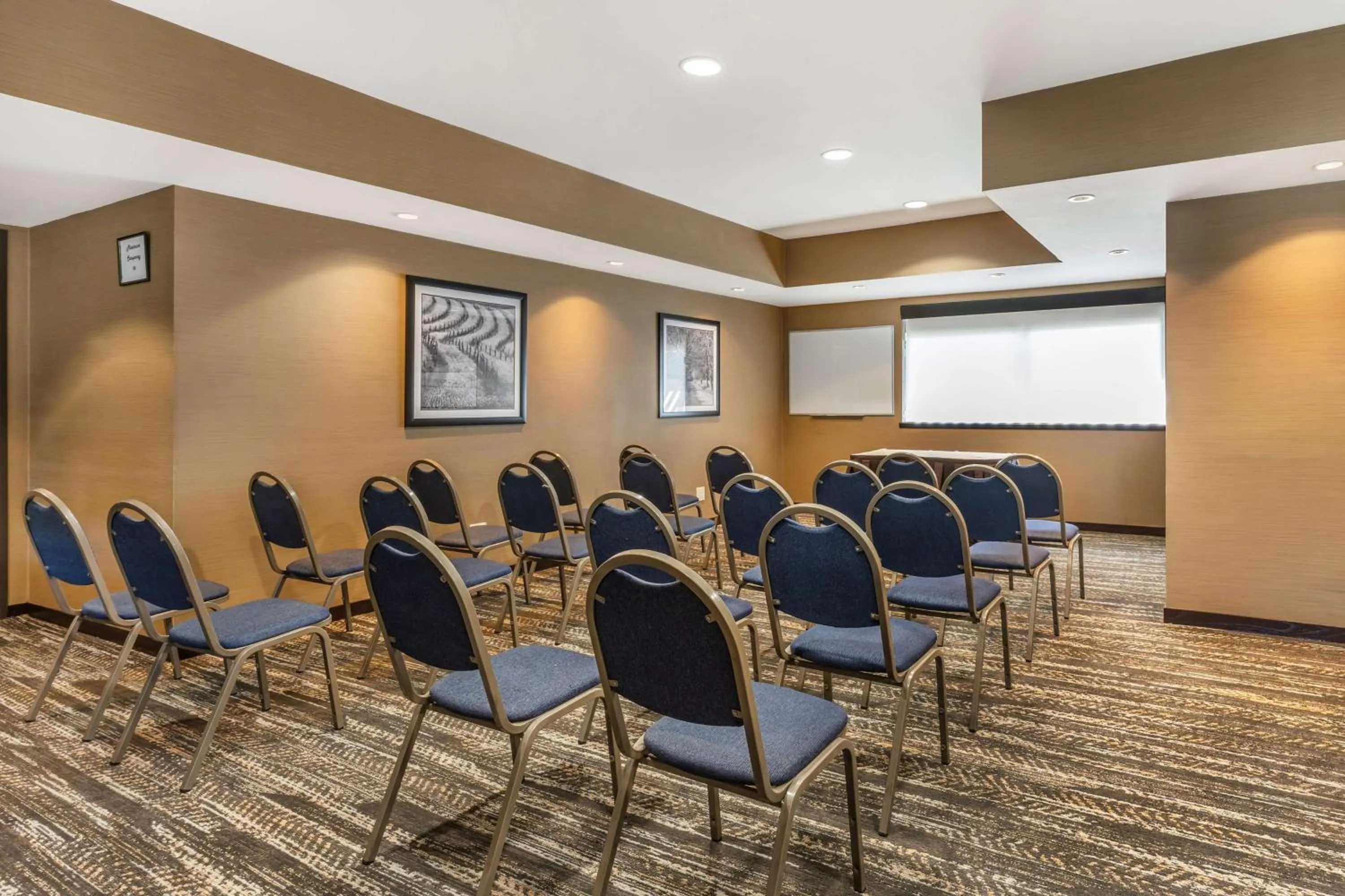 Meeting/conference room in Best Western Plus Wine Country Inn & Suites
