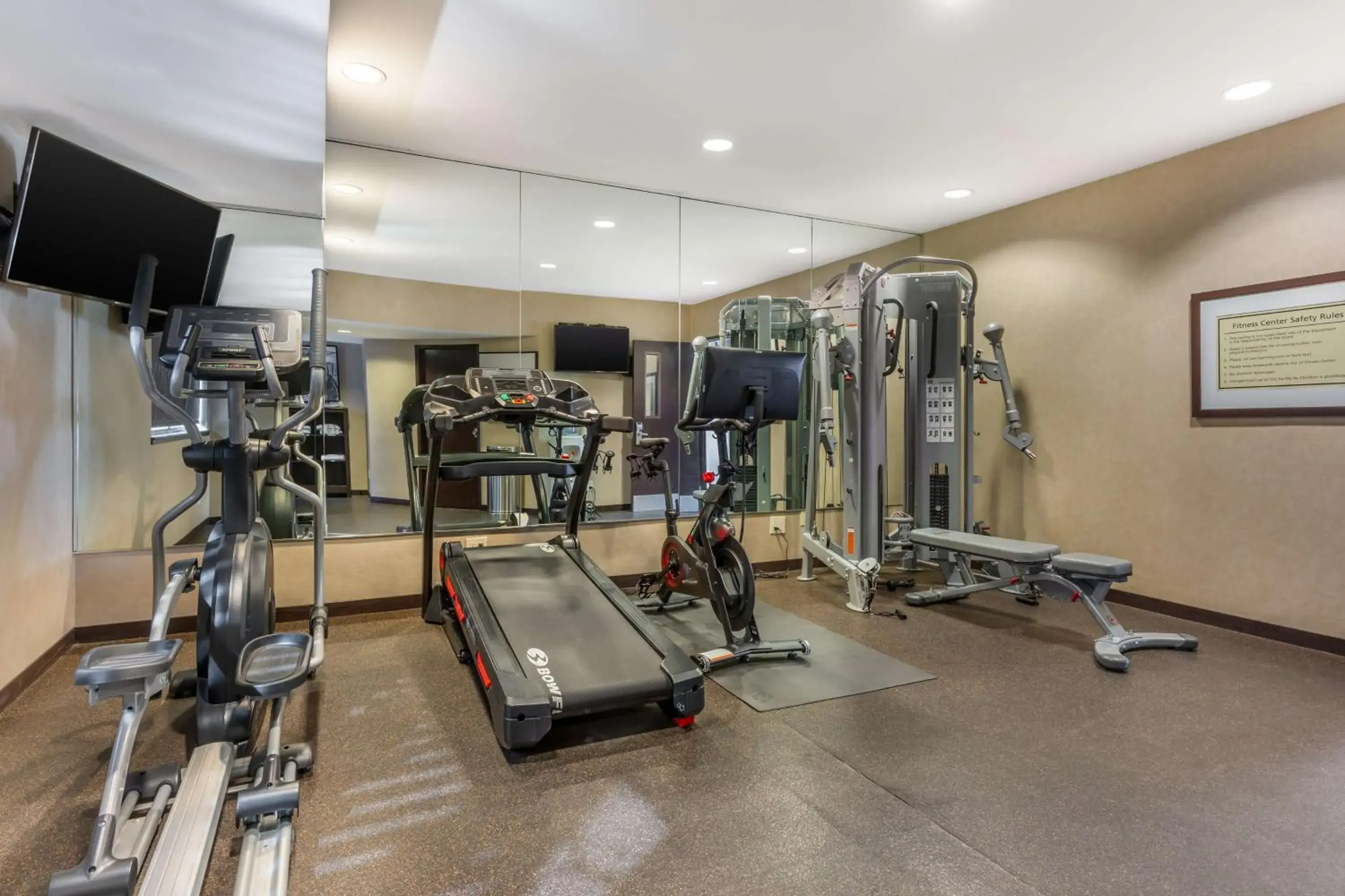 Fitness centre/facilities in Best Western Plus Wine Country Inn & Suites Fitness centre/facilities in Best Western Plus Wine Country Inn & Suites